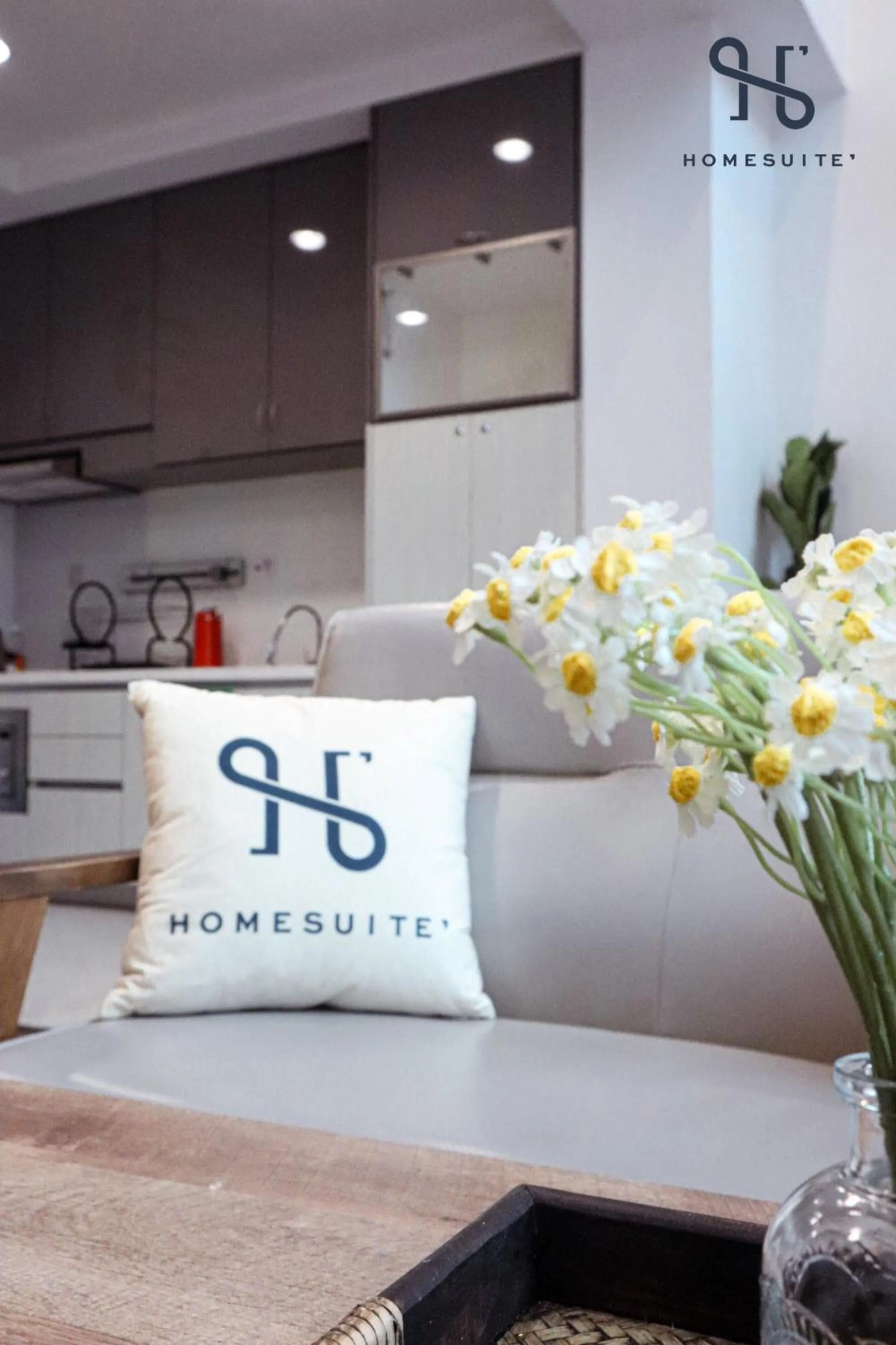 Kitchen or kitchenette in Homesuite' Home at Riverson Soho