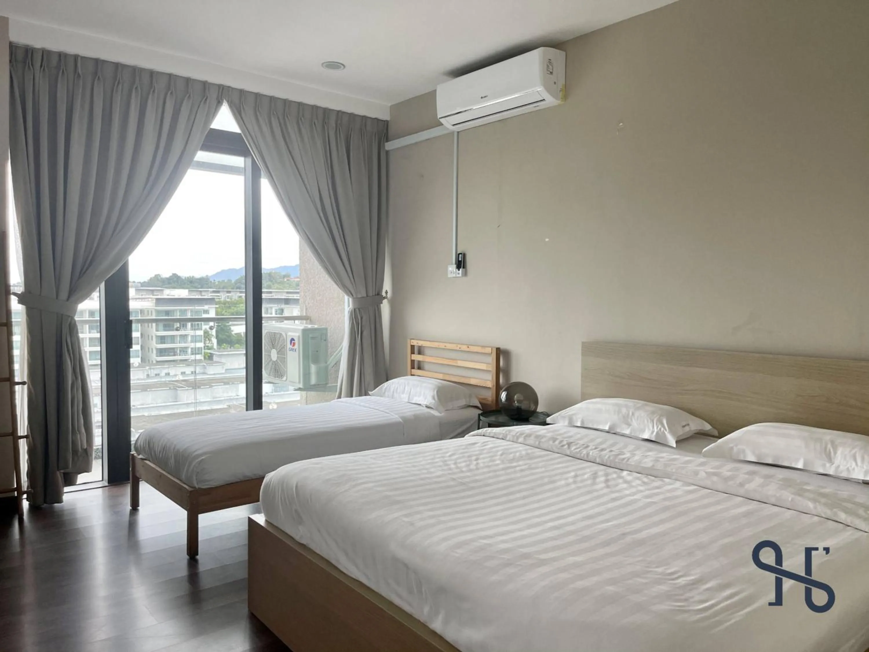 Bedroom, Bed in Homesuite' Home at Riverson Soho