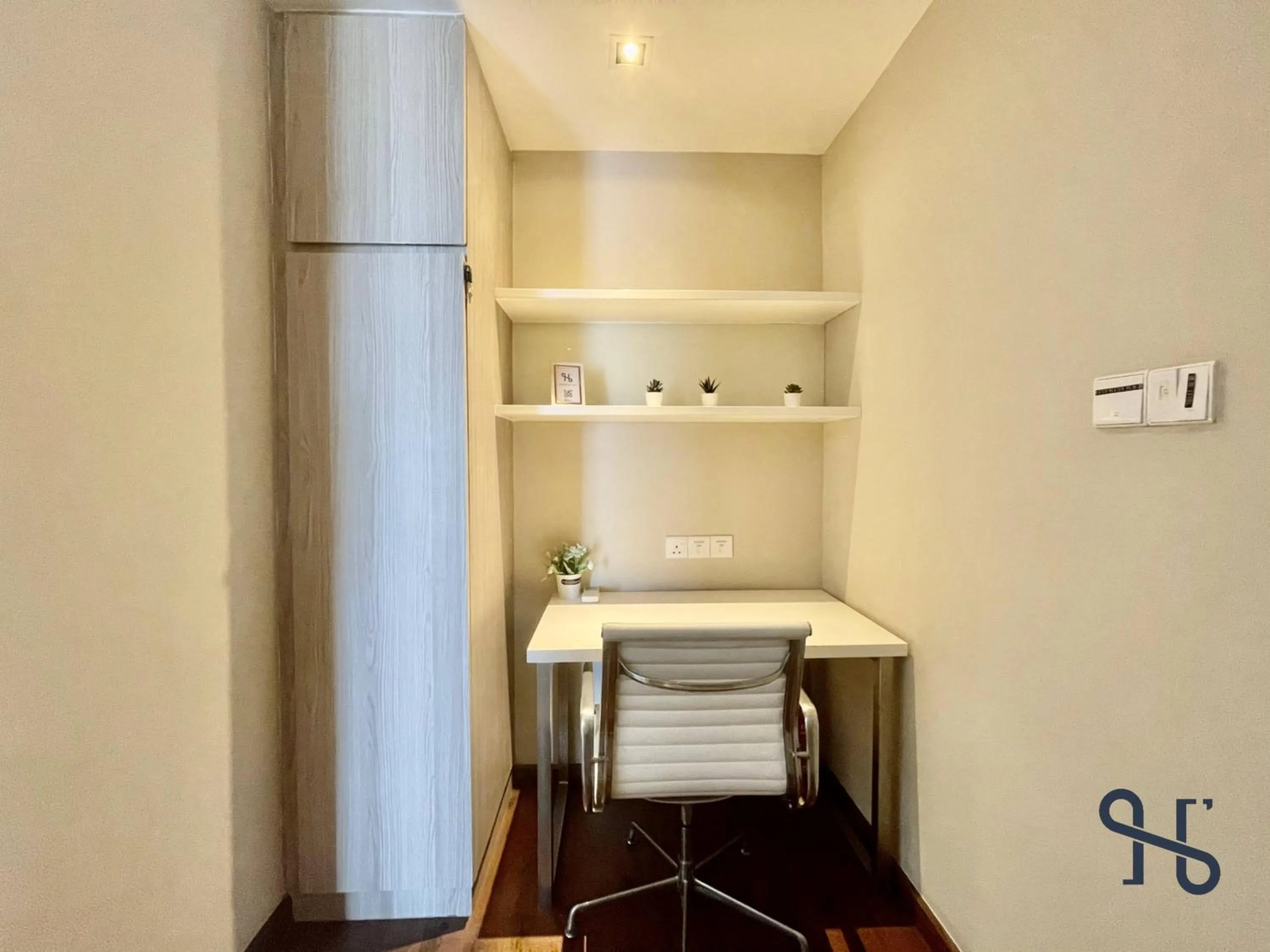 Living room in Homesuite' Home at Riverson Soho