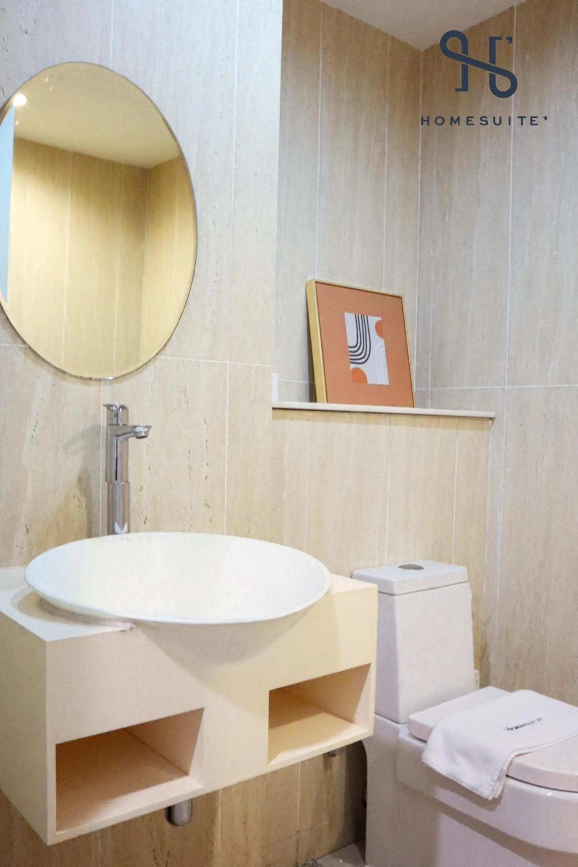 Bathroom in Homesuite' Home at Riverson Soho