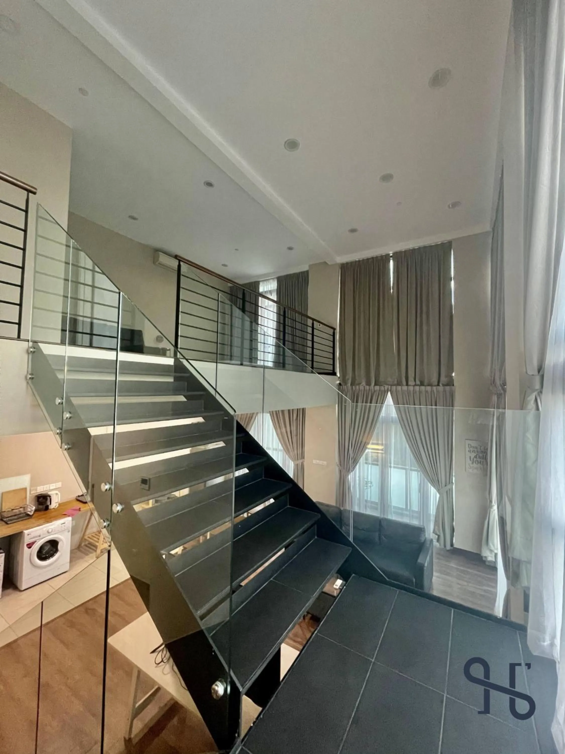 Living room in Homesuite' Home at Riverson Soho