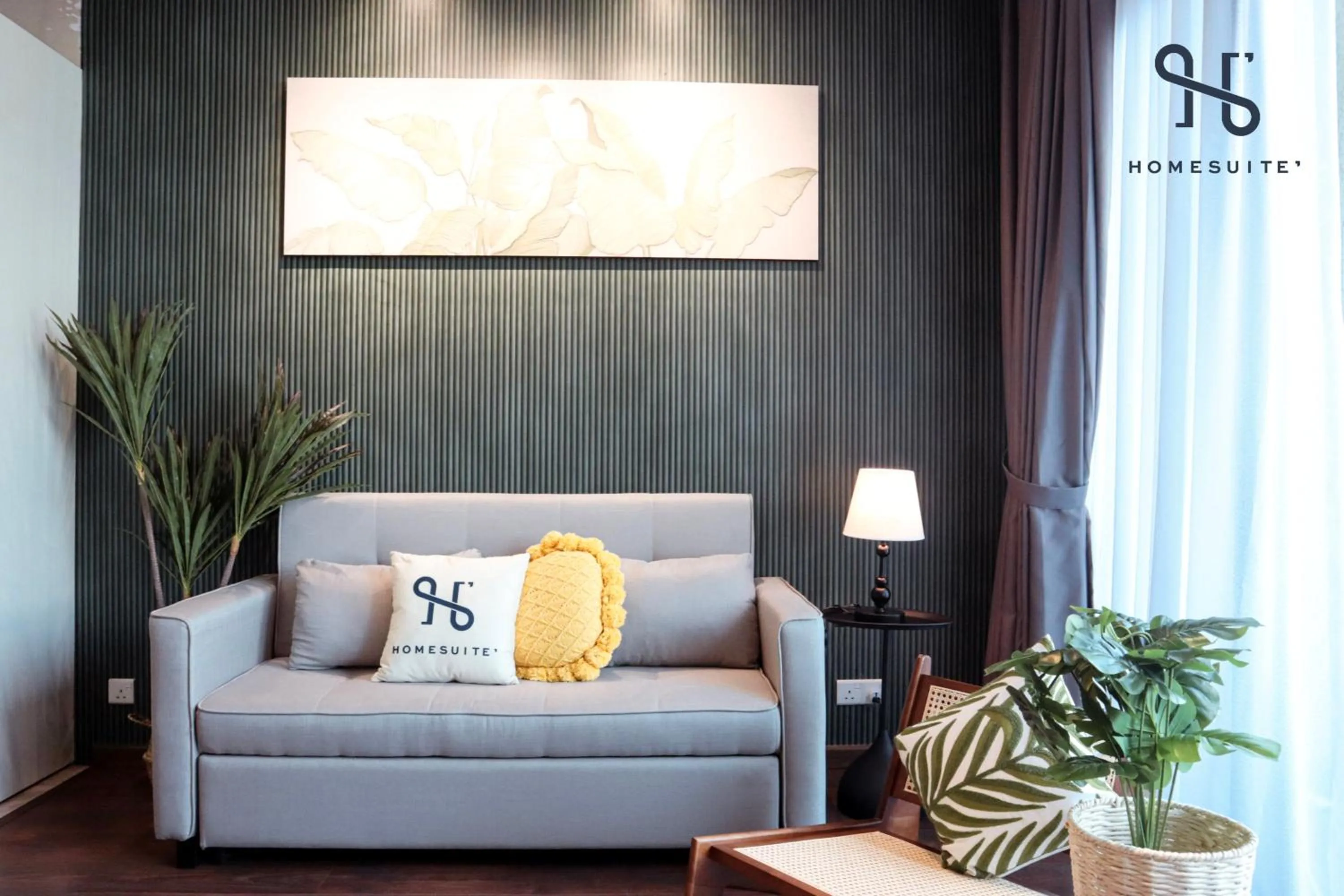 Seating area in Homesuite' Home at Riverson Soho