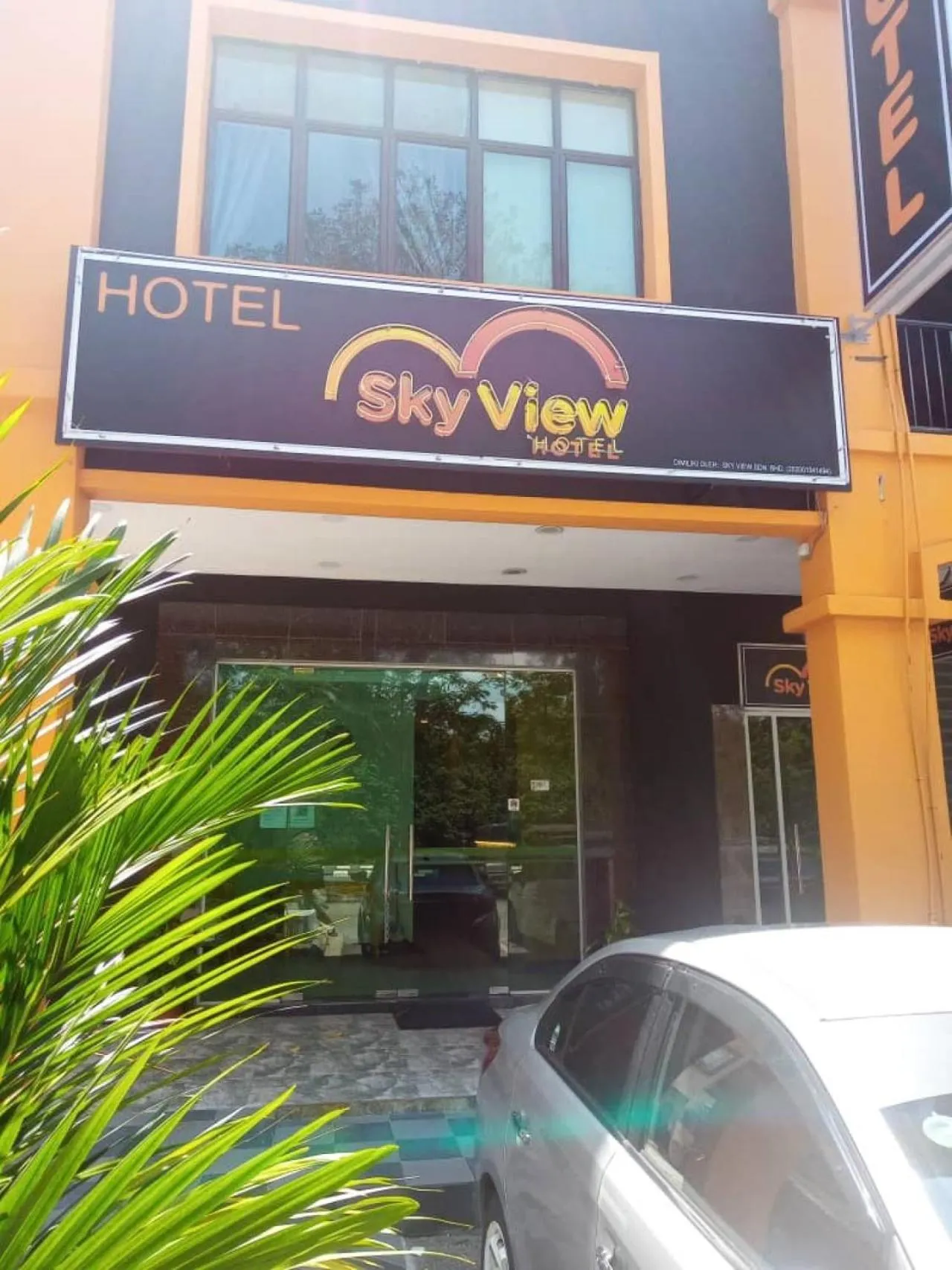 Property building in Sky View Hotel Dengkil