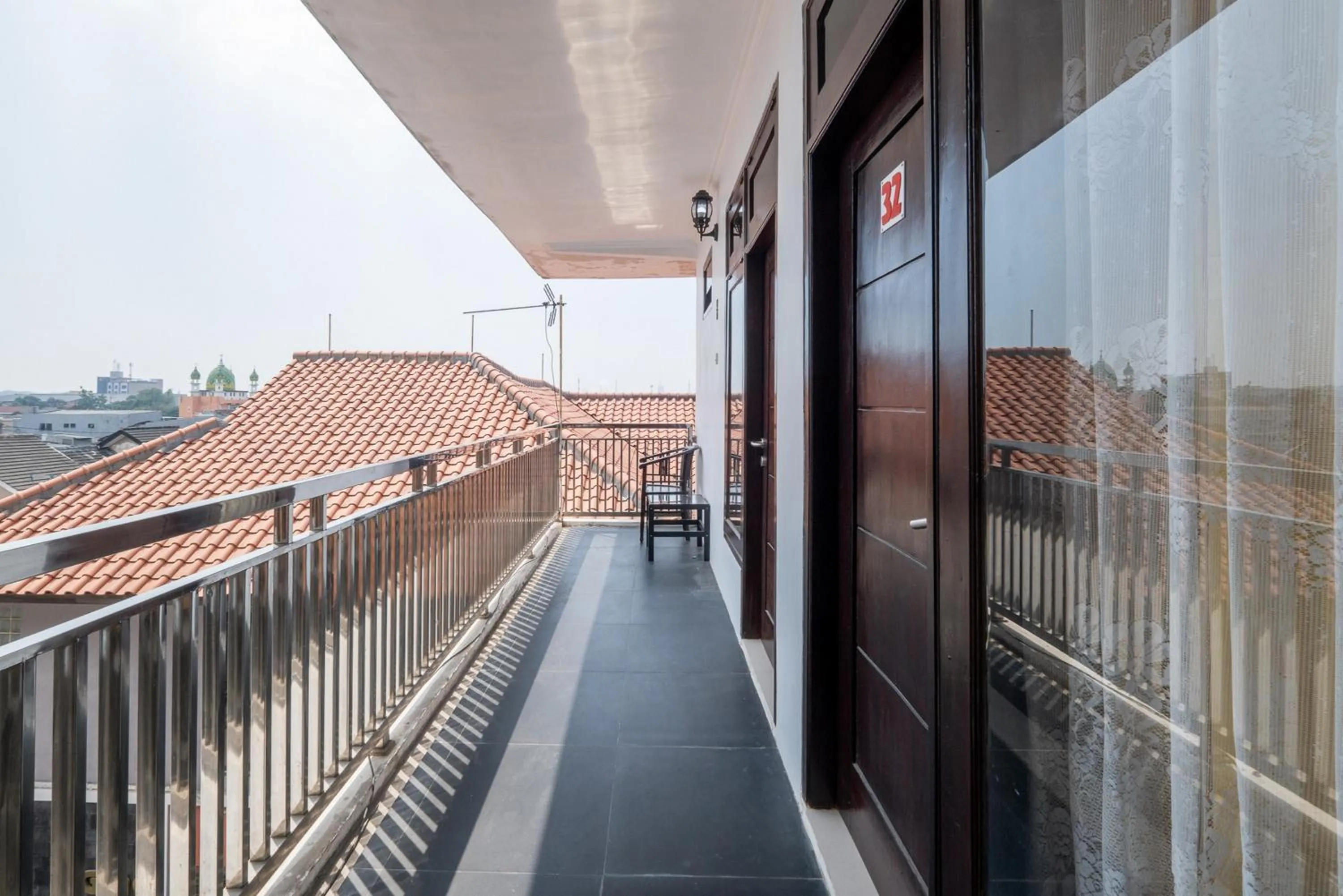 Property building, Balcony/Terrace in Grha Rahadi 2 Wiyung RedPartner