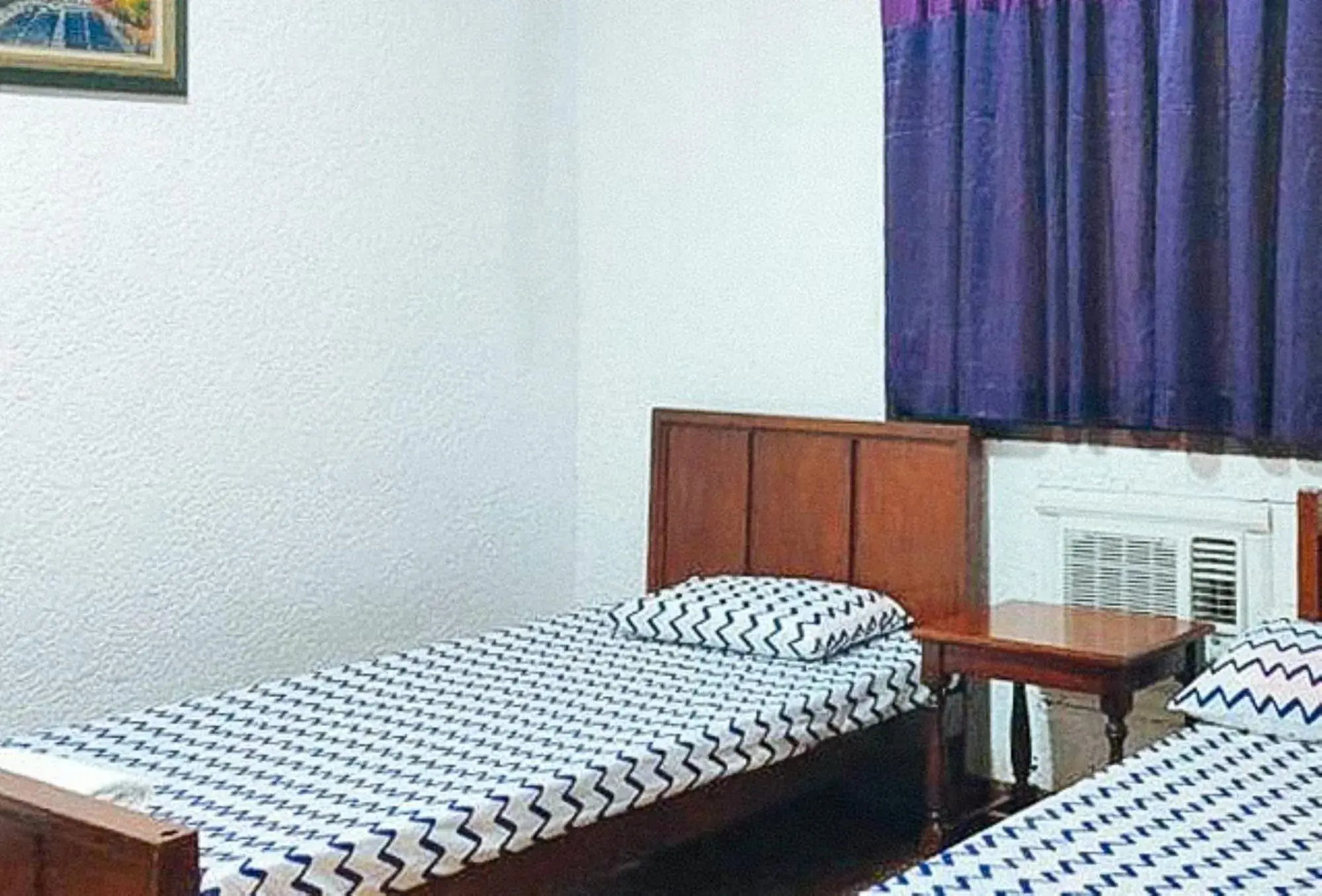 Double Room with Shared Bathroom in RedDoorz Hostel Hardin De Corales La Union Double Room with Shared Bathroom in RedDoorz Hostel Hardin De Corales La Union