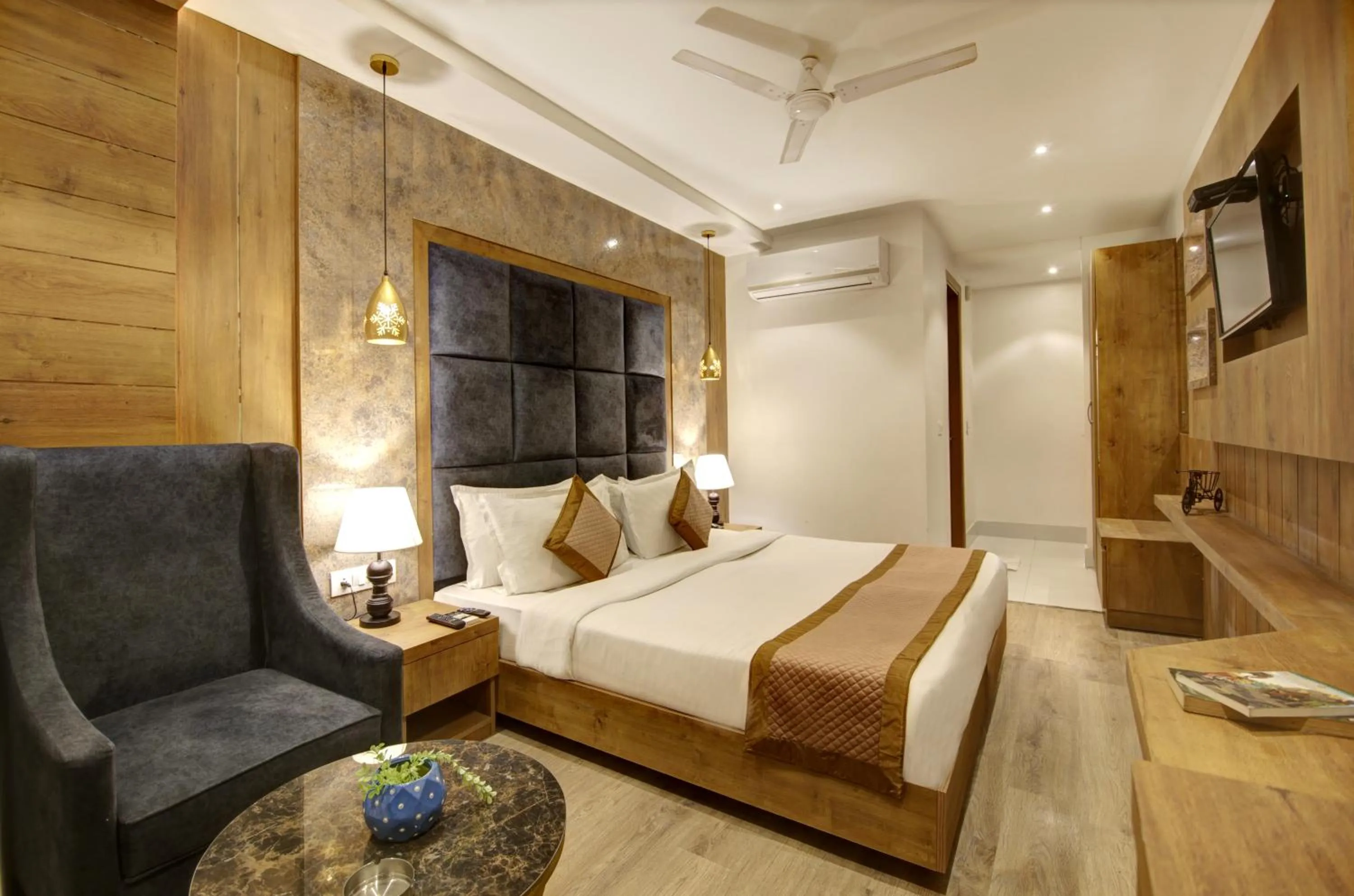 Bed in Town Pallace Inn - Hotel in New Delhi