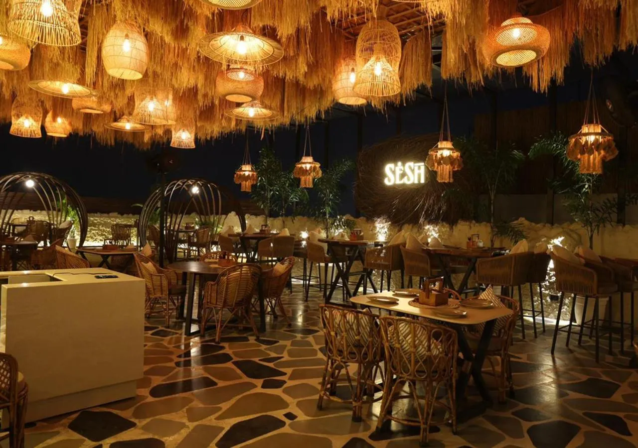 Restaurant/places to eat in Town Pallace Inn - Hotel in New Delhi