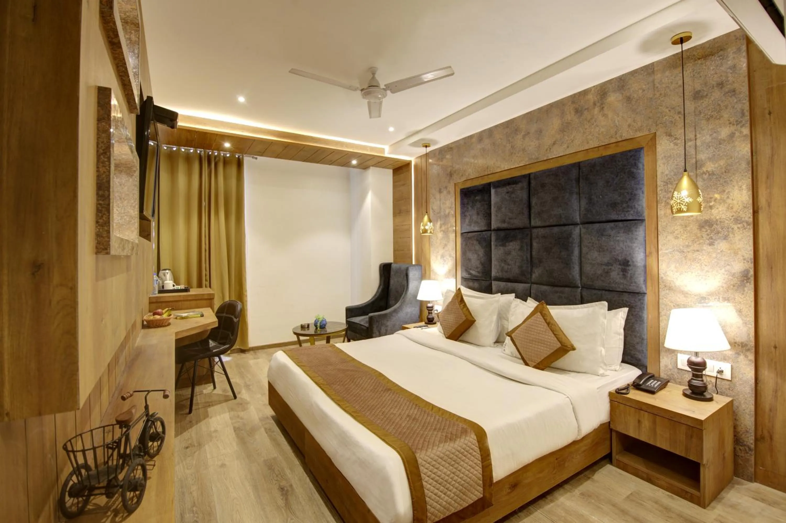 Bed in Town Pallace Inn - Hotel in New Delhi