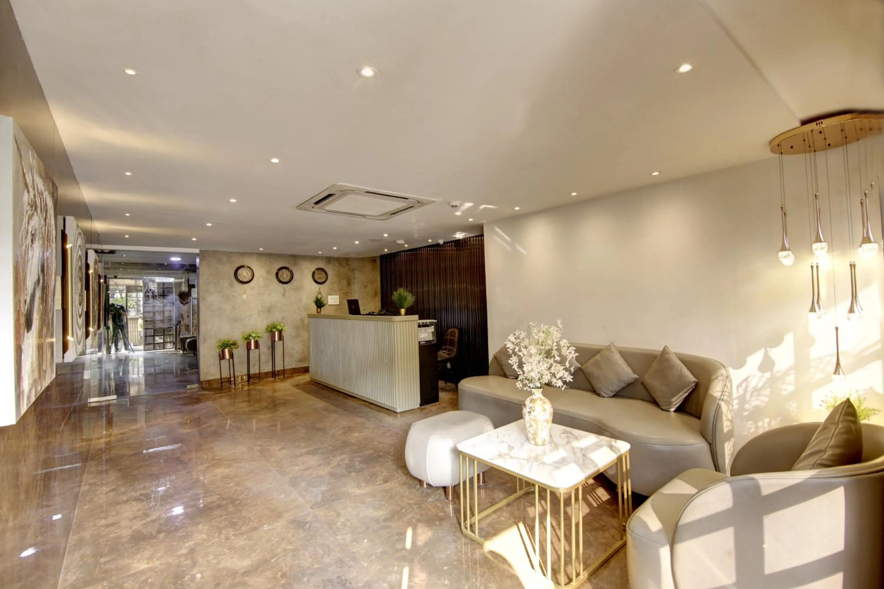 Patio in Town Pallace Inn - Hotel in New Delhi