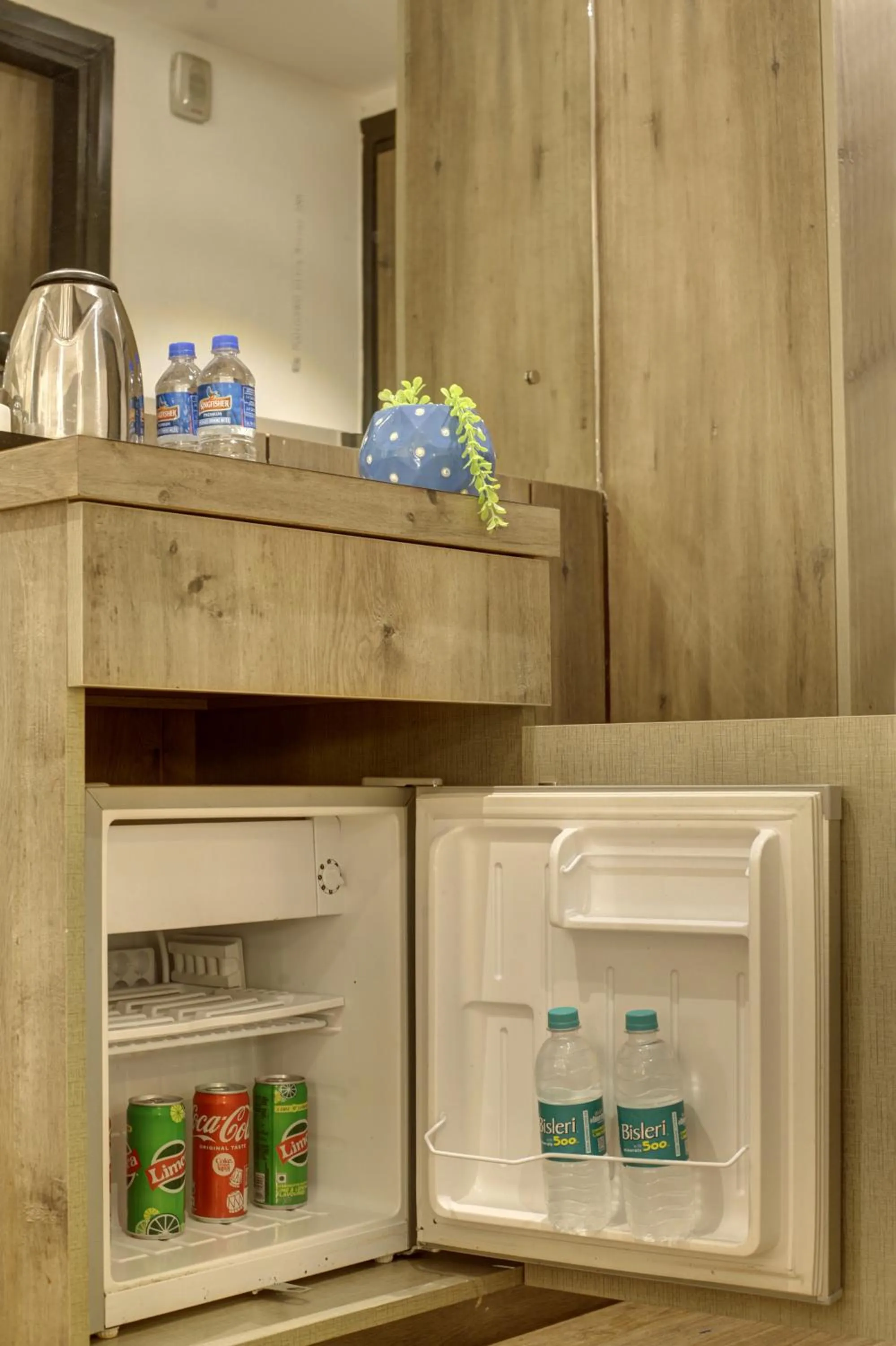 Coffee/tea facilities in Town Pallace Inn - Hotel in New Delhi