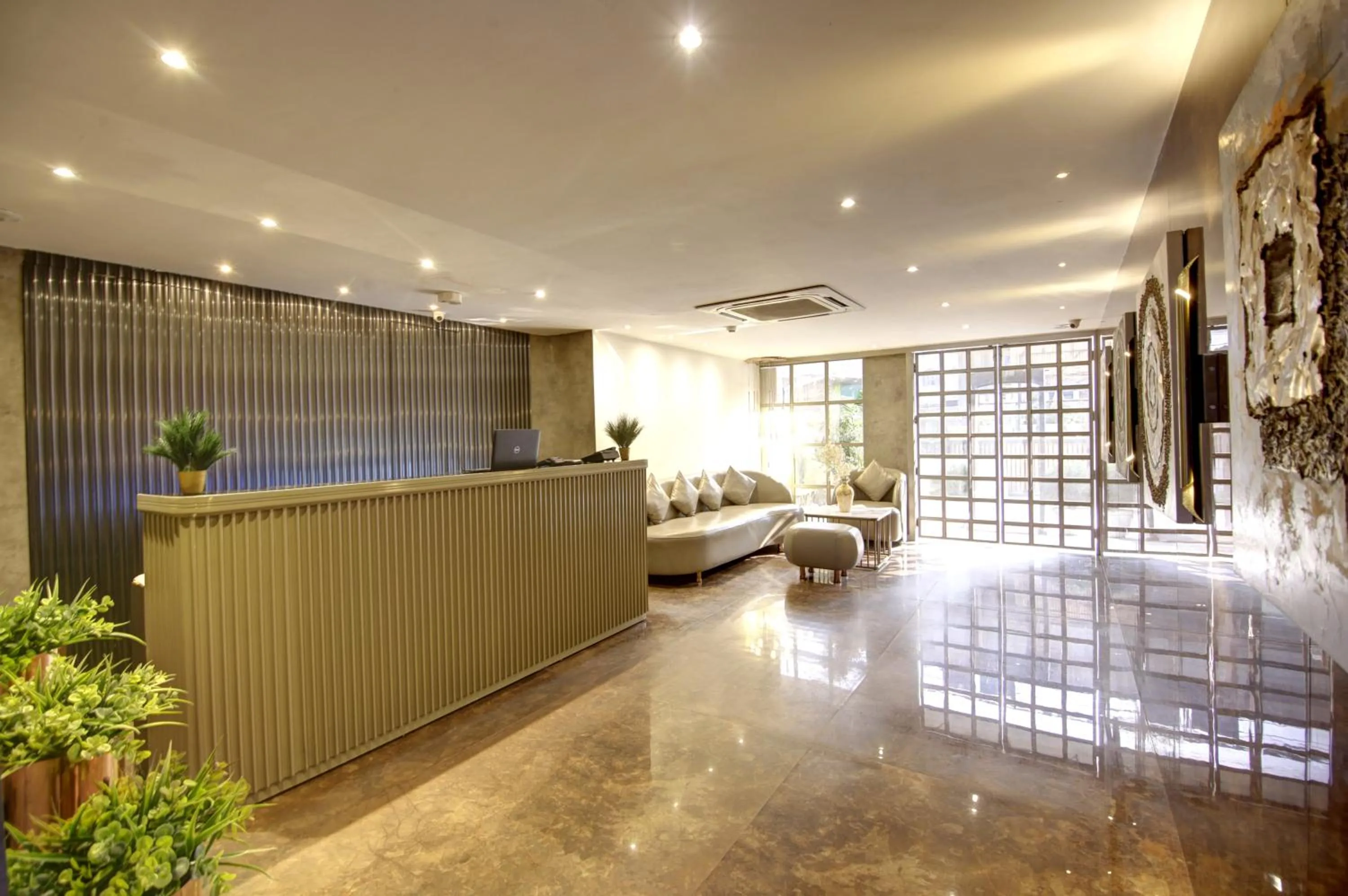 Patio in Town Pallace Inn - Hotel in New Delhi