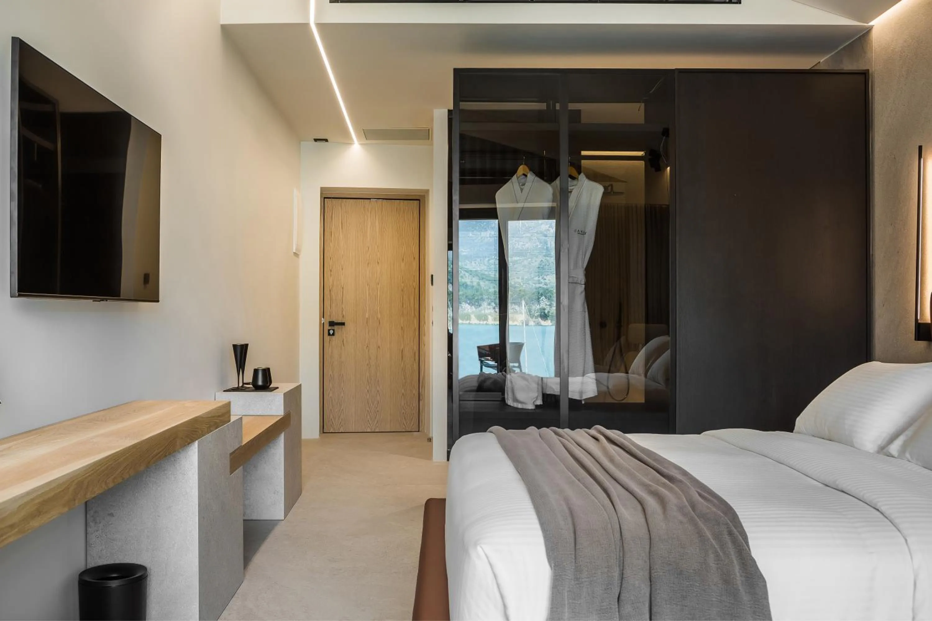 Bed in Canale Hotel & Suites