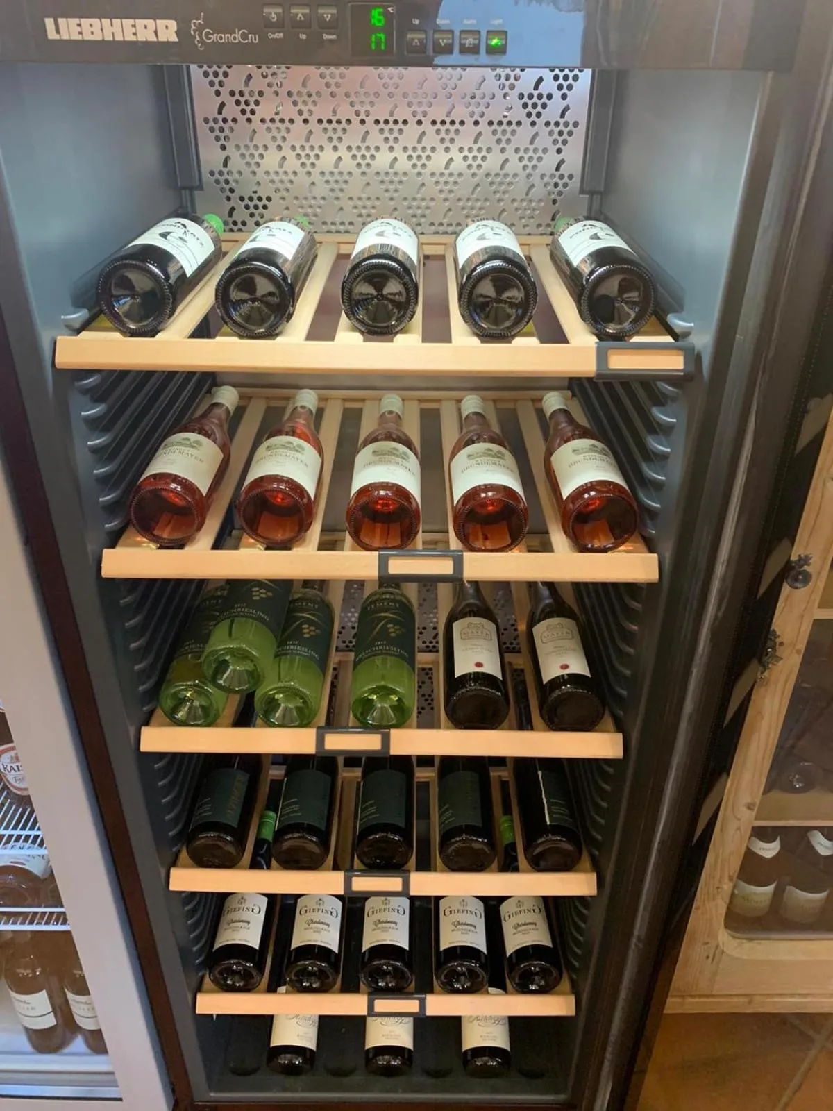 Alcoholic drinks in Landhaus Rohregger