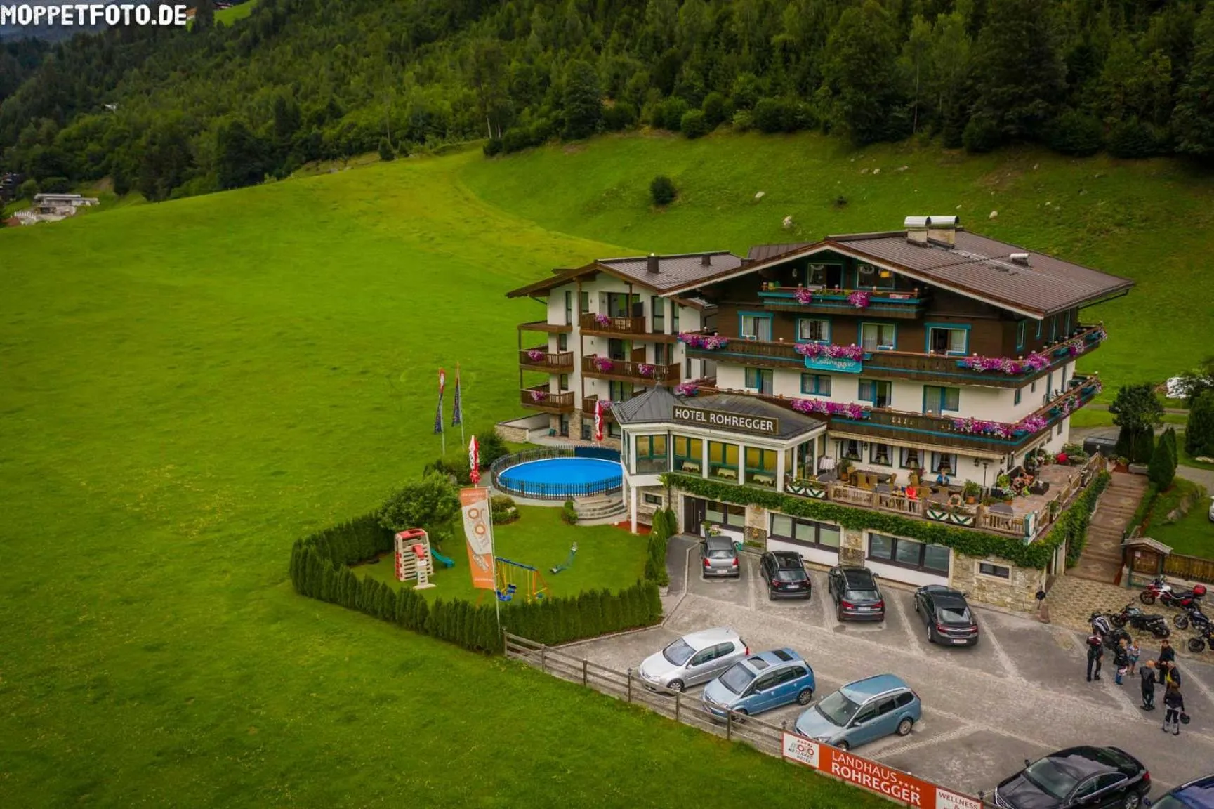 Property building in Landhaus Rohregger