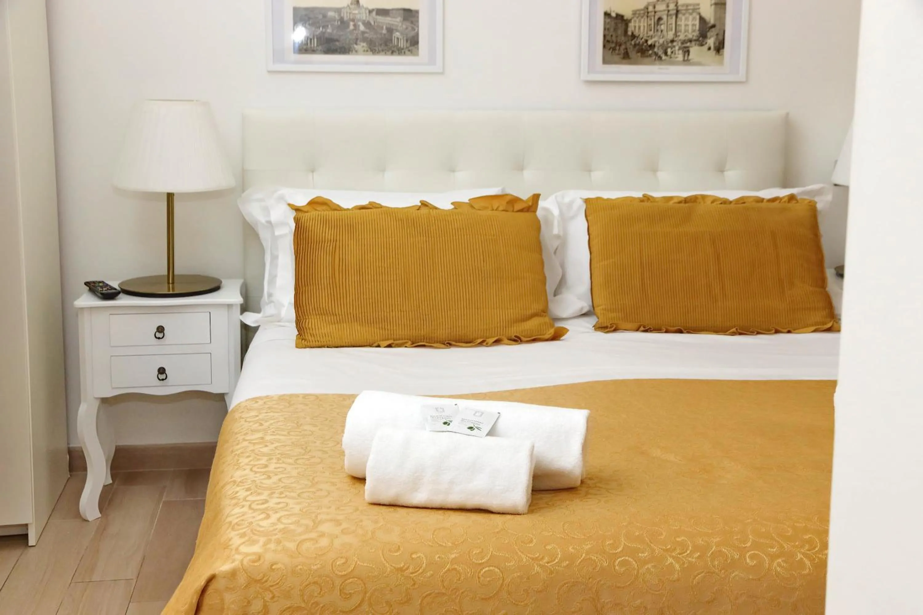 Bed in Dream City Rome