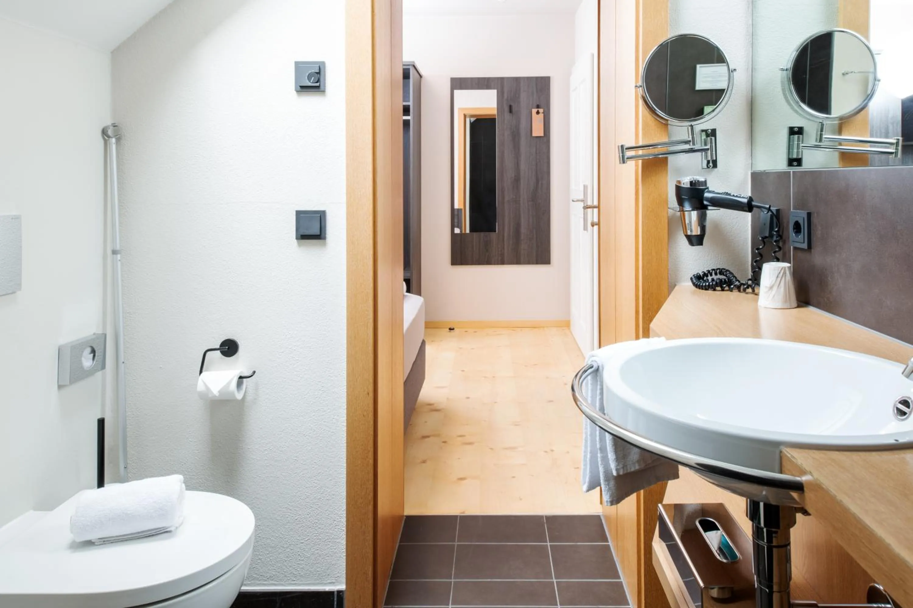 Toilet in Hotel Aiterbach am Chiemsee