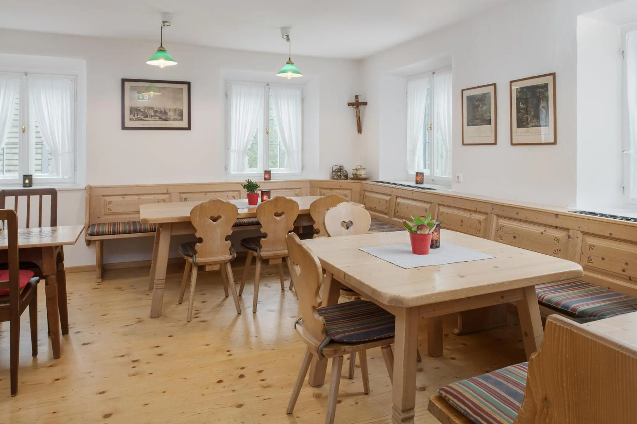 Seating area in Hotel Aiterbach am Chiemsee