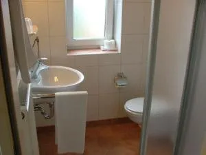 Bathroom in Hotel Manu