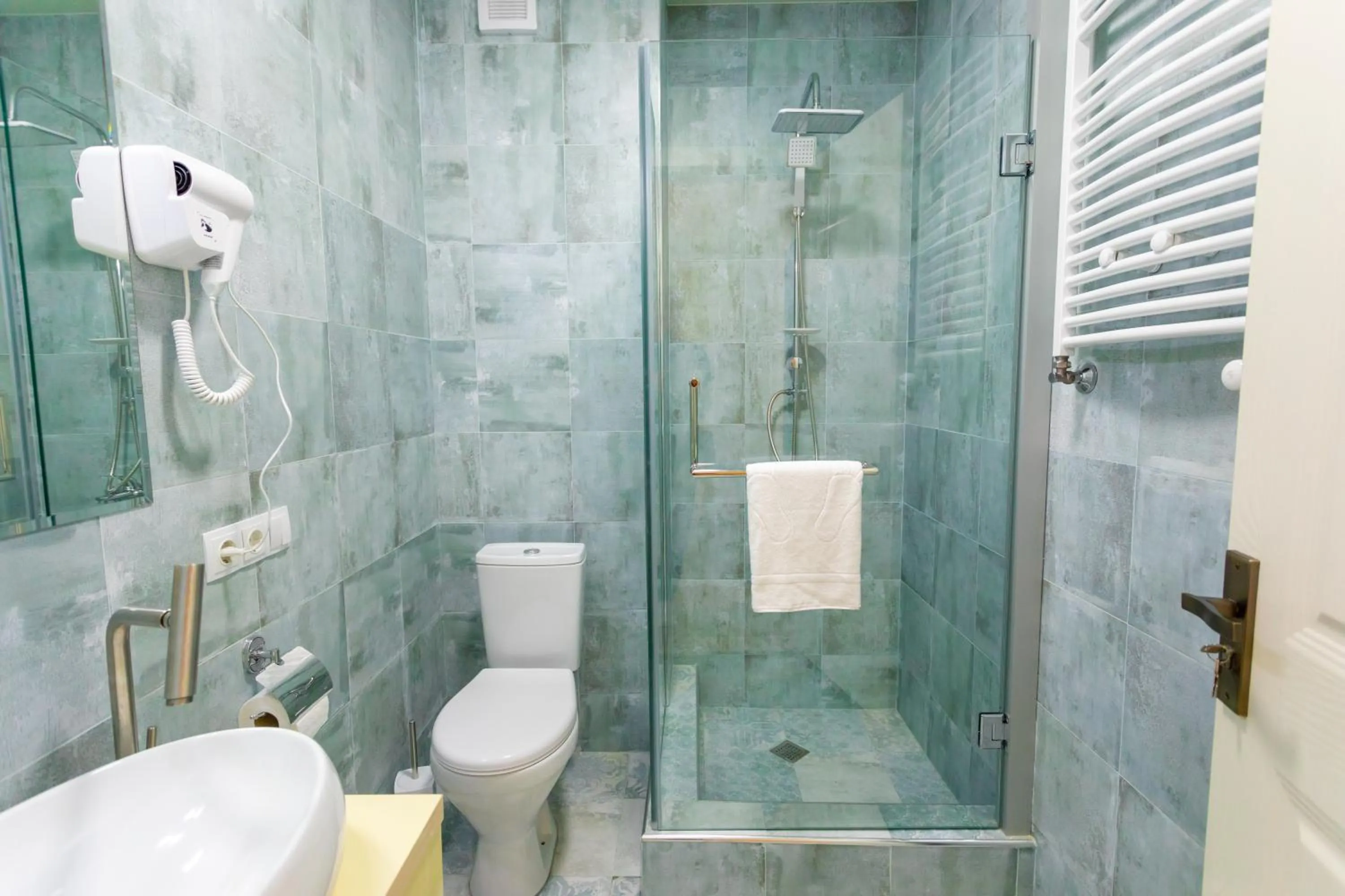 Shower in Hotel Rustaveli