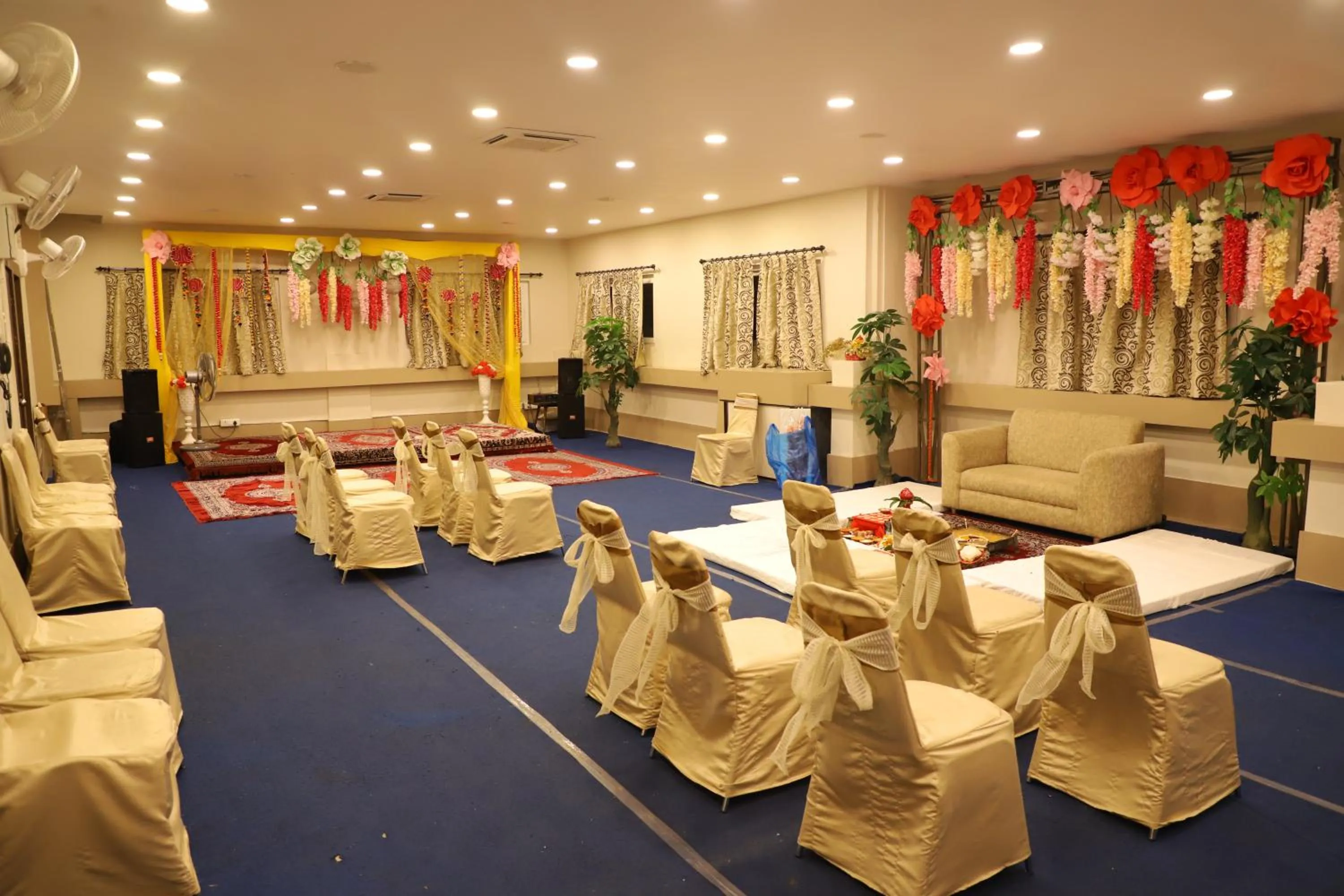 Banquet/Function facilities in Hotel Bandhan Residency
