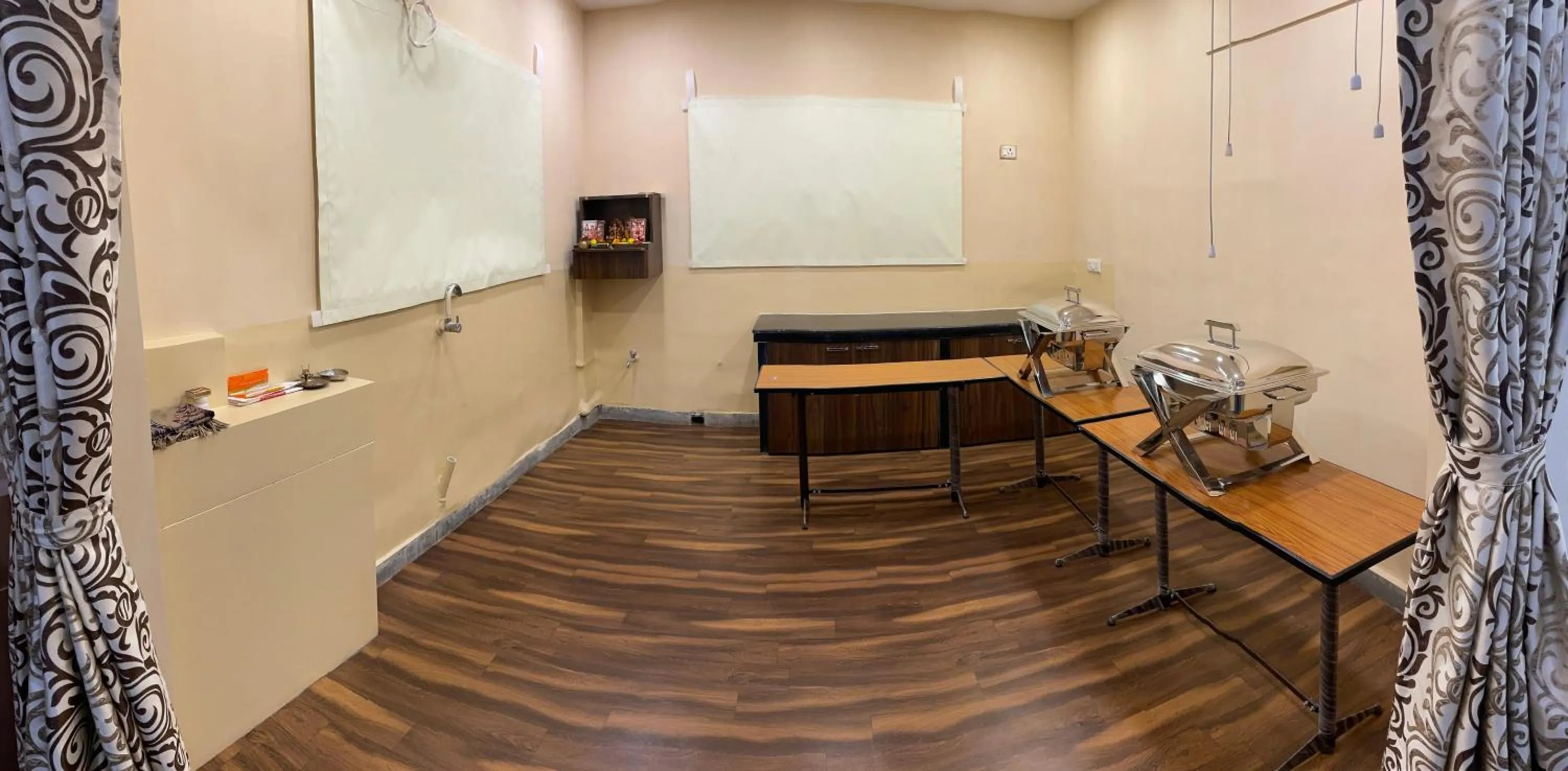 Meeting/conference room in Hotel Bandhan Residency