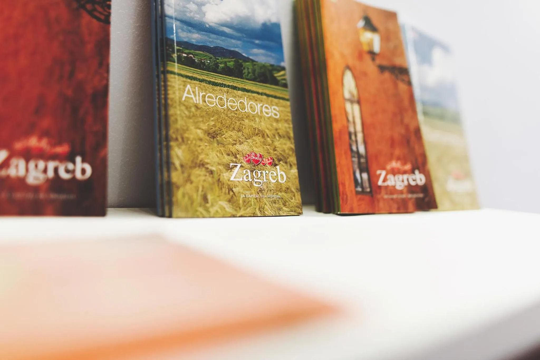 Decorative detail in Tia Apartments and Rooms