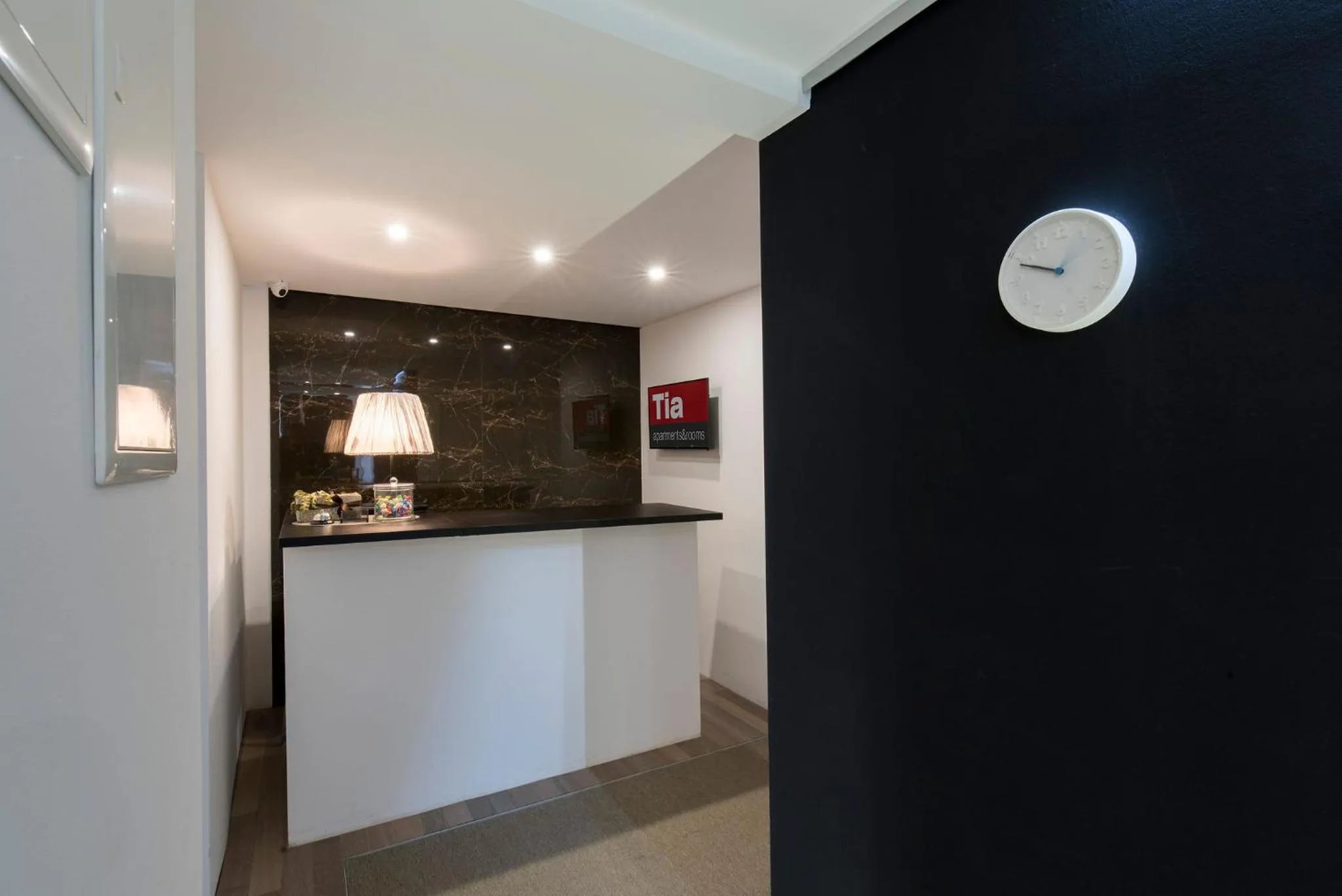 Lobby or reception in Tia Apartments and Rooms
