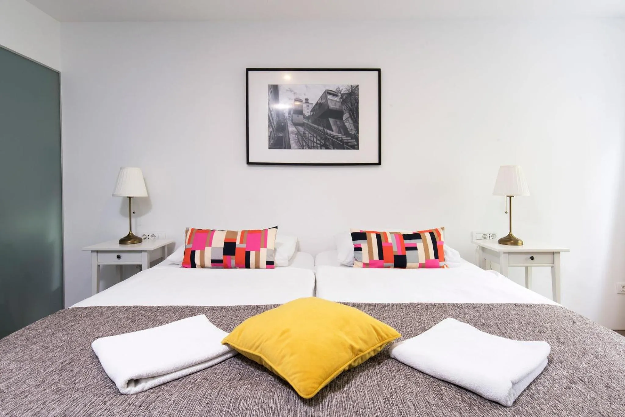 Bed in Tia Apartments and Rooms