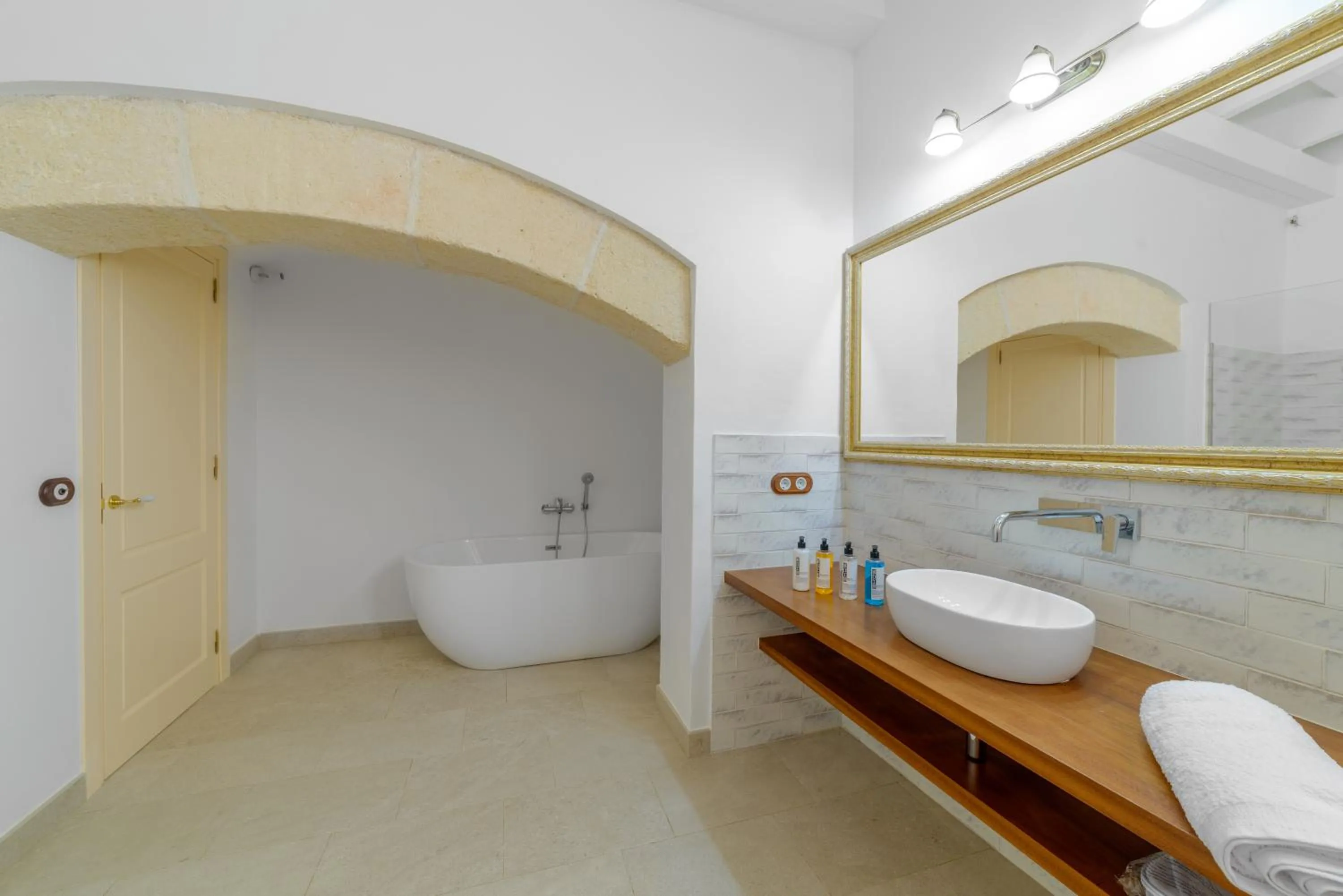 Shower in Seranova Luxury Hotel - Adults Only