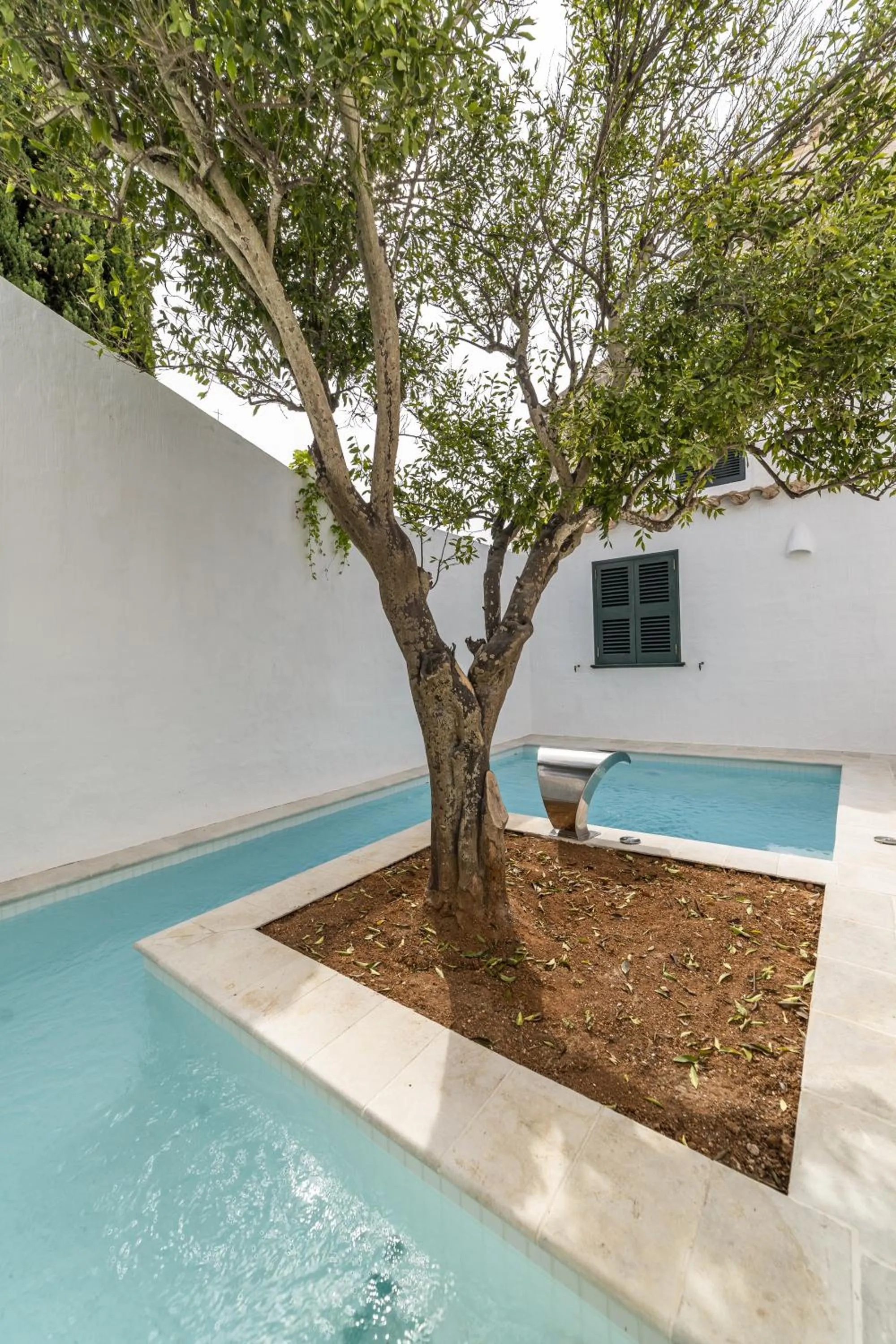 Swimming pool in Seranova Luxury Hotel - Adults Only