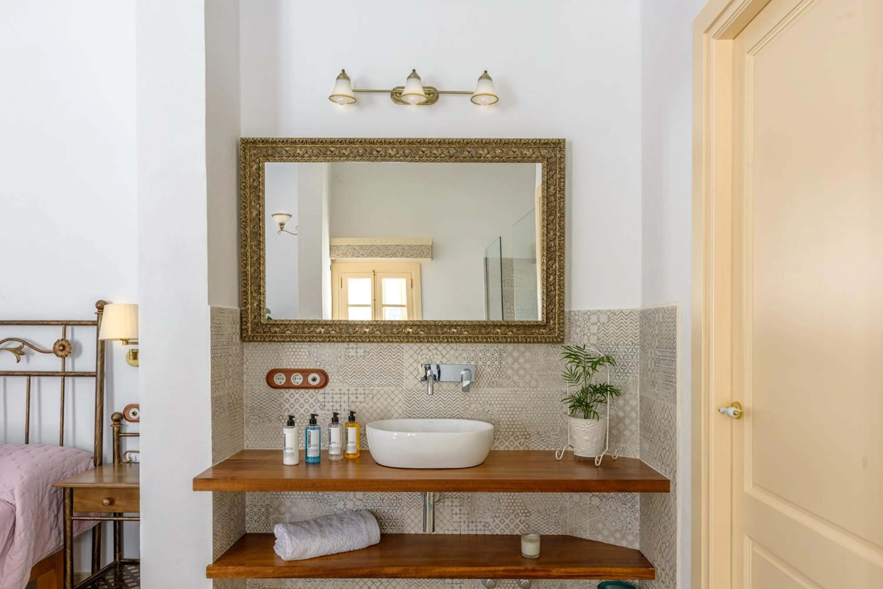 Shower in Seranova Luxury Hotel - Adults Only