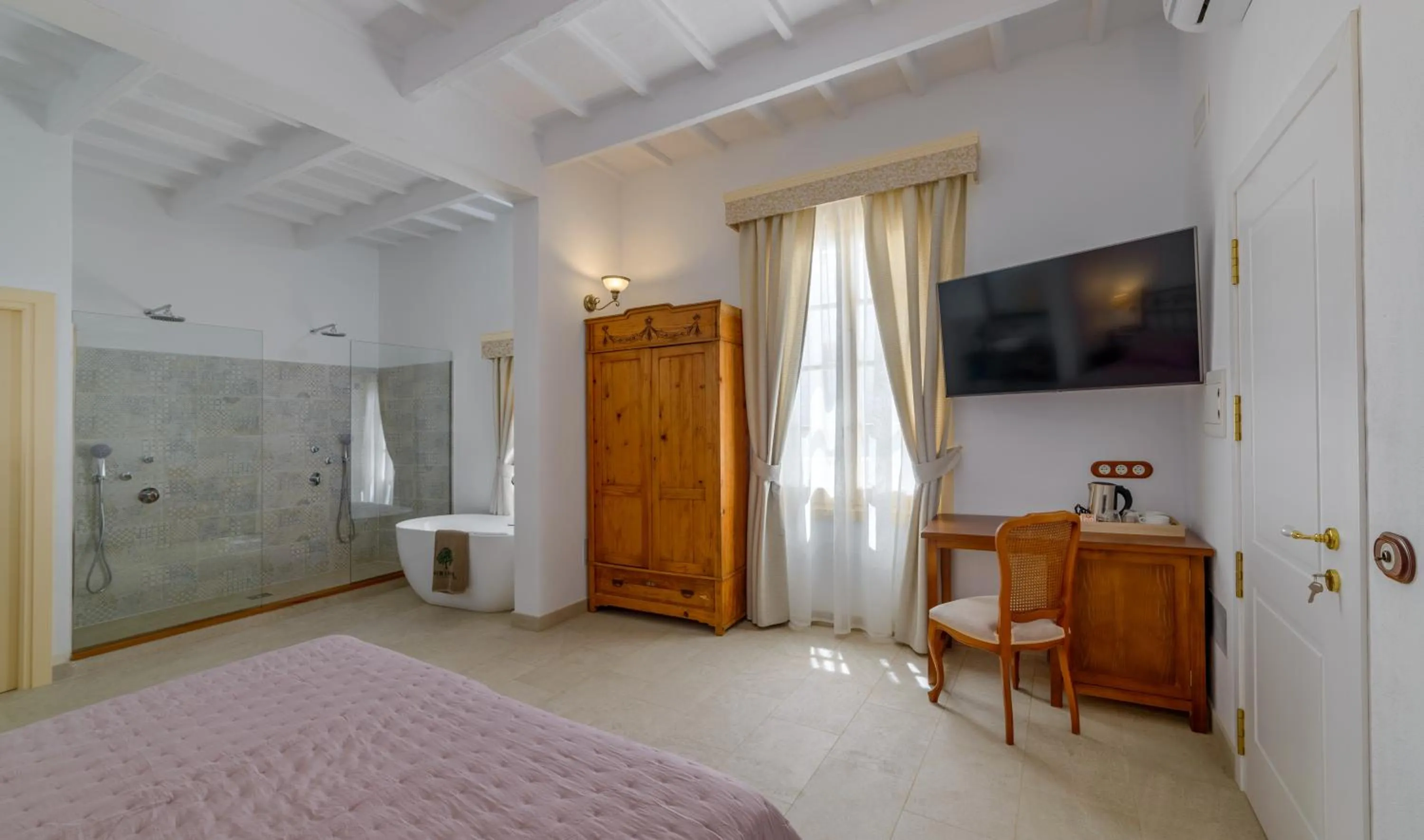 Shower, Bed in Seranova Luxury Hotel - Adults Only