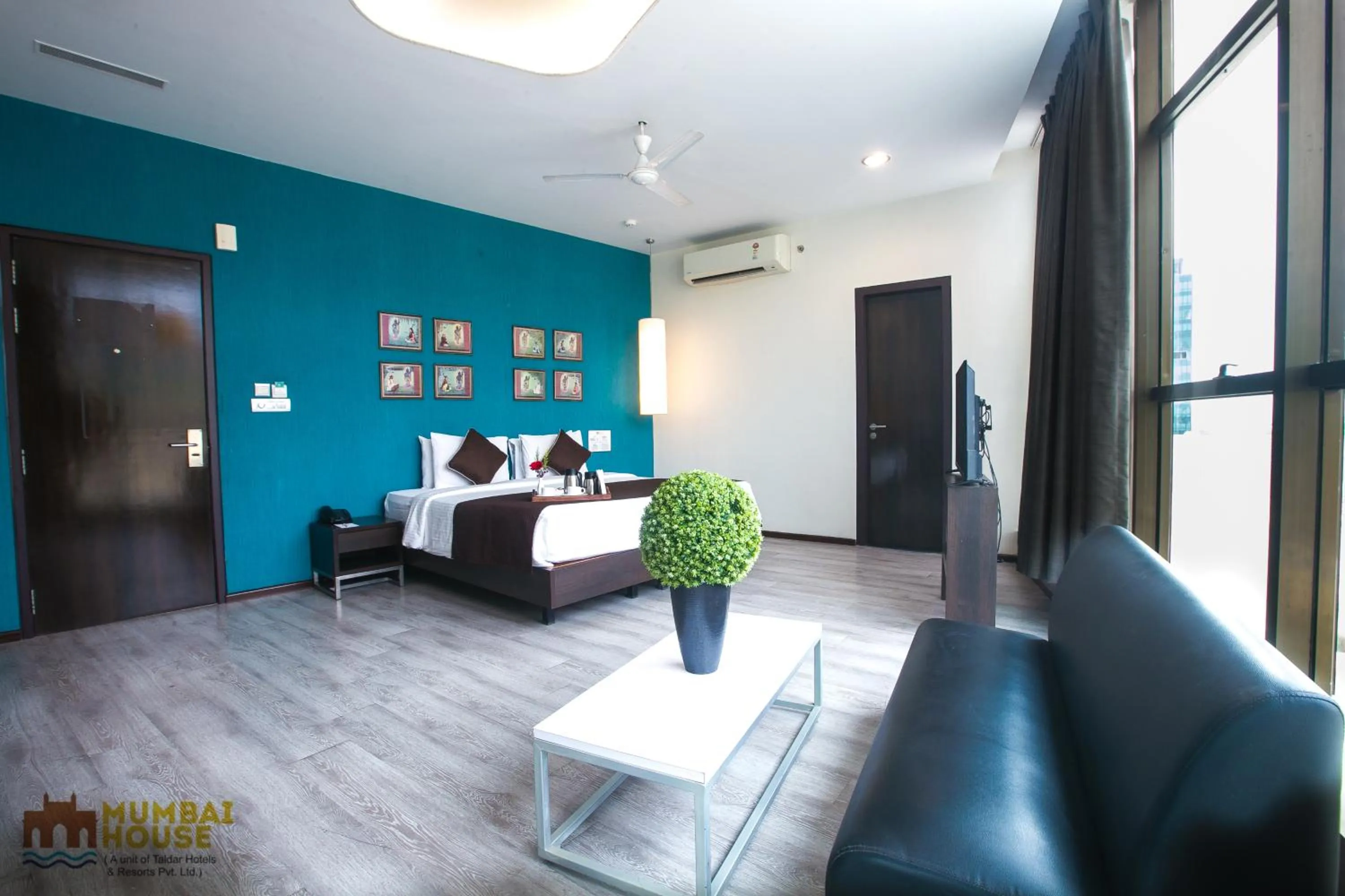 Property building in Hotel Mumbai House Airoli, Navi Mumbai