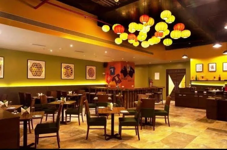 Restaurant/places to eat in Hotel Mumbai House Airoli, Navi Mumbai