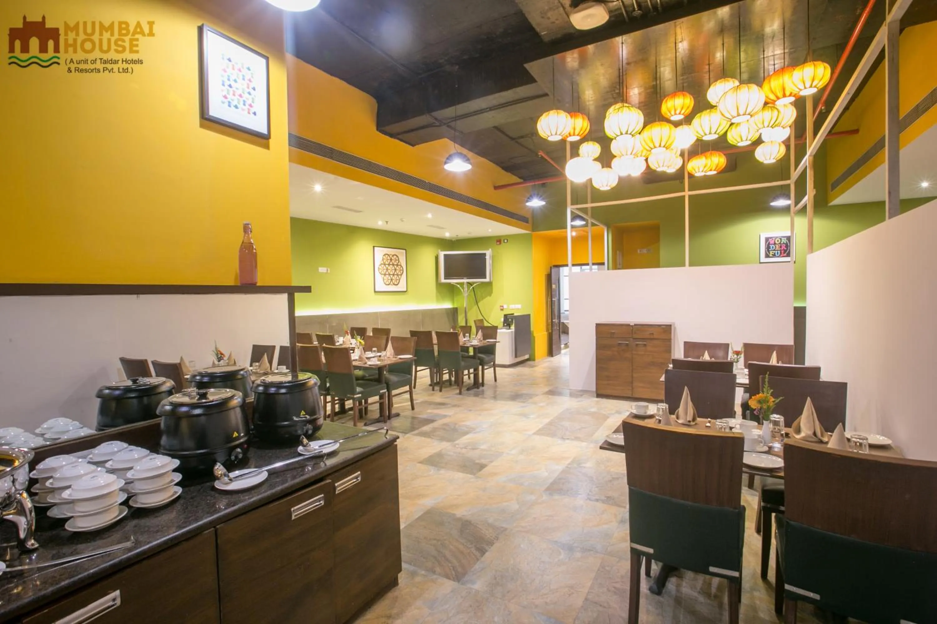 Restaurant/places to eat in Hotel Mumbai House Airoli, Navi Mumbai