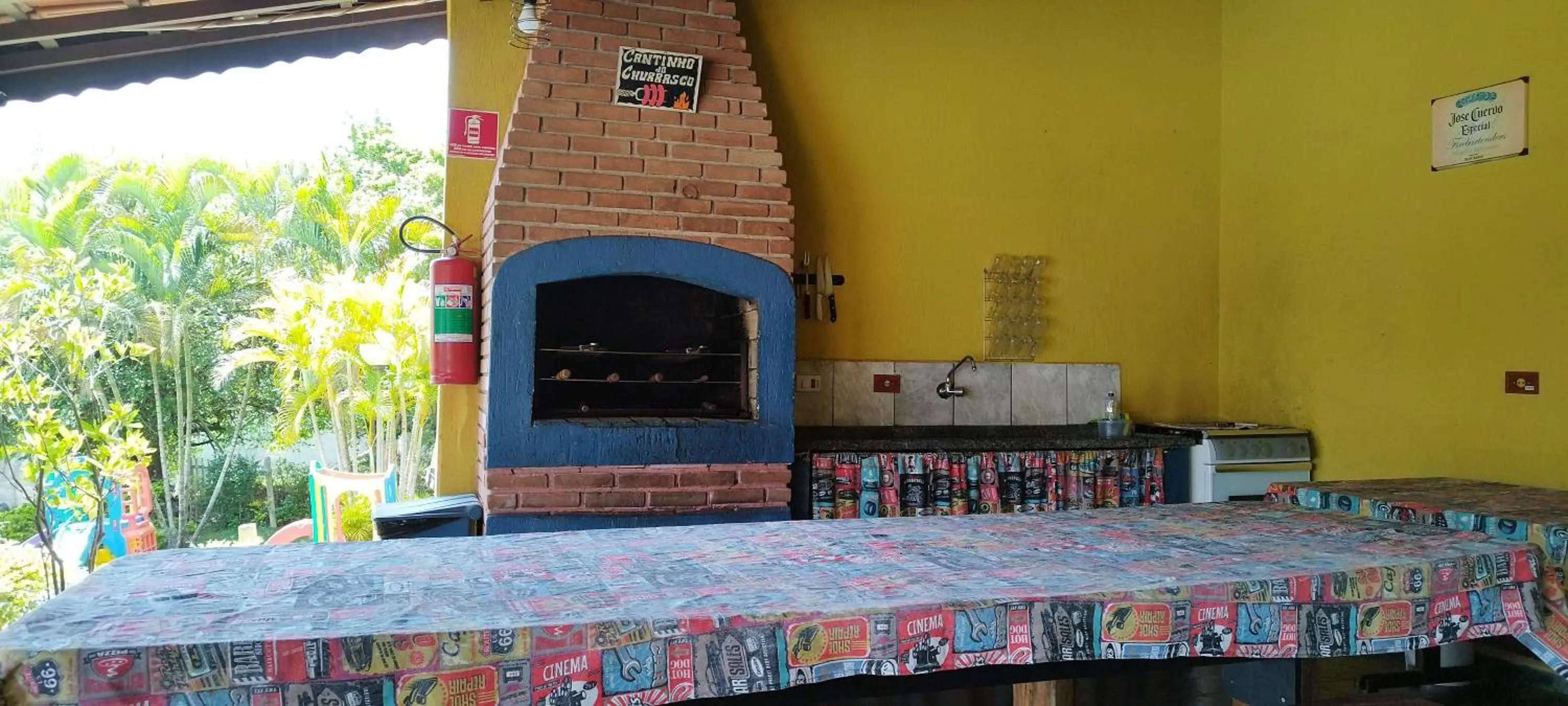 BBQ facilities in Chácara Sorriso 1 em Atibaia