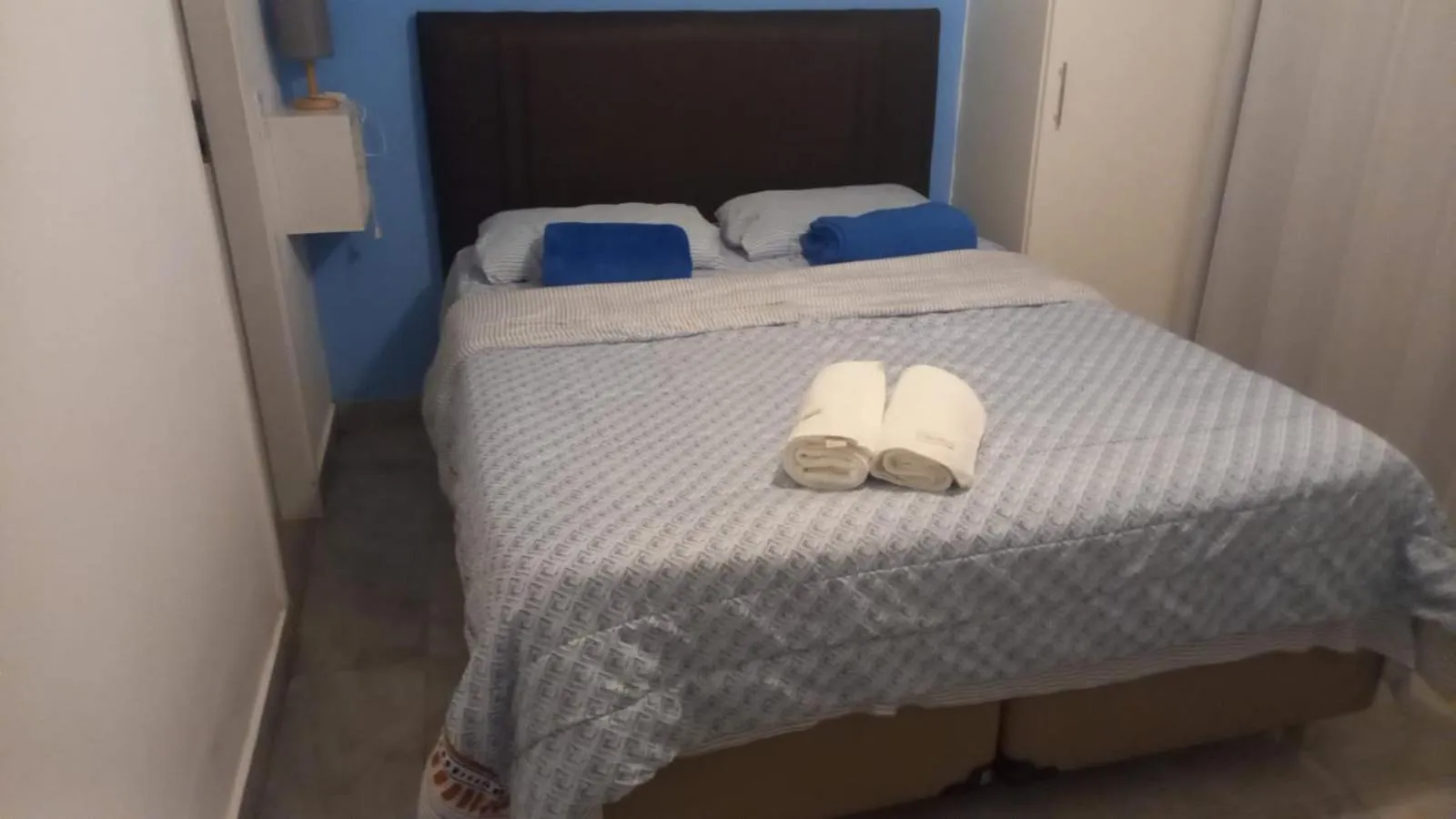 Bed in Geriba Beach apart hotel apt504