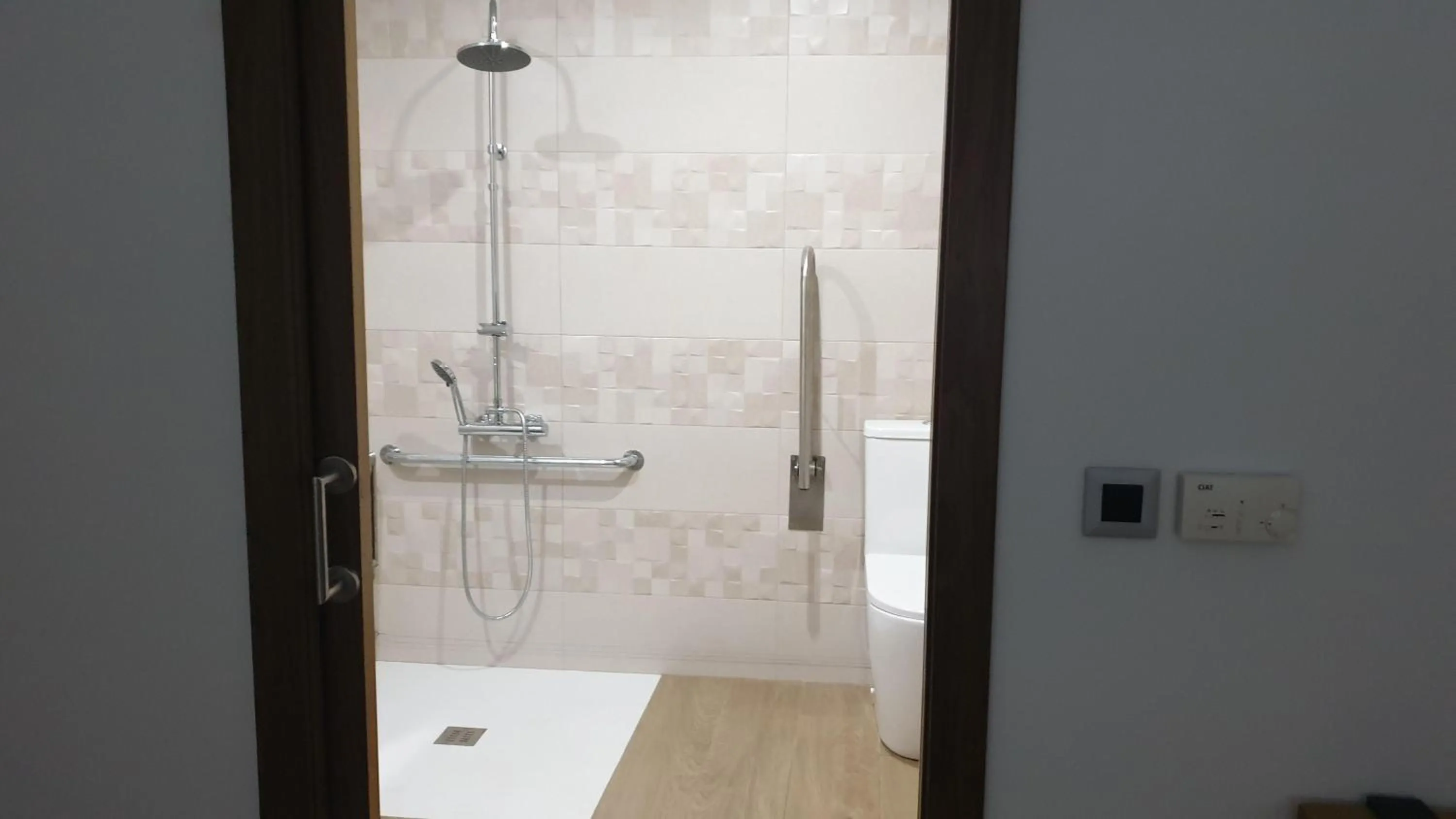 Bathroom in HOTEL DON RAMIRO