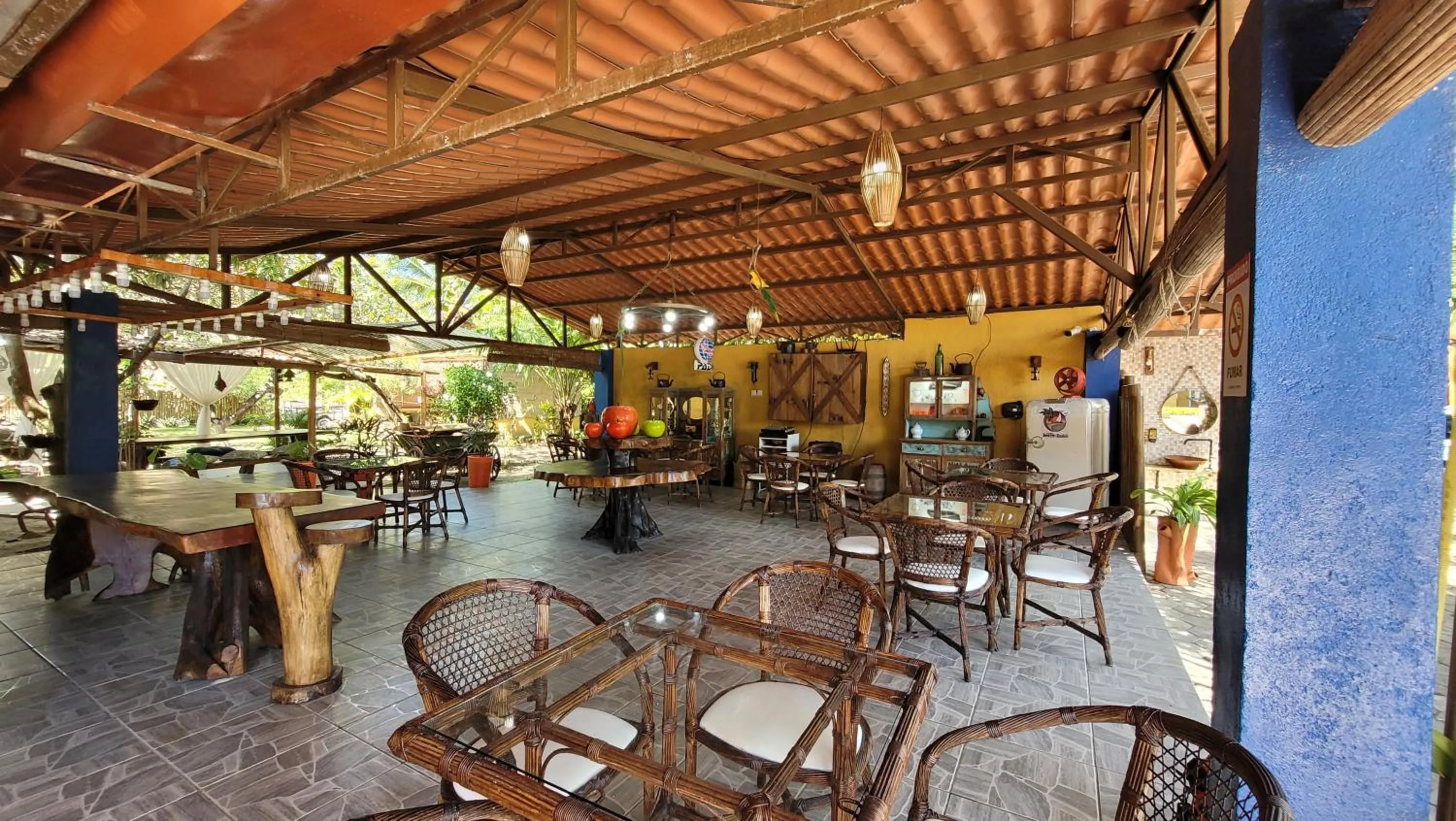 Restaurant/places to eat in Pousada Beach Bahia