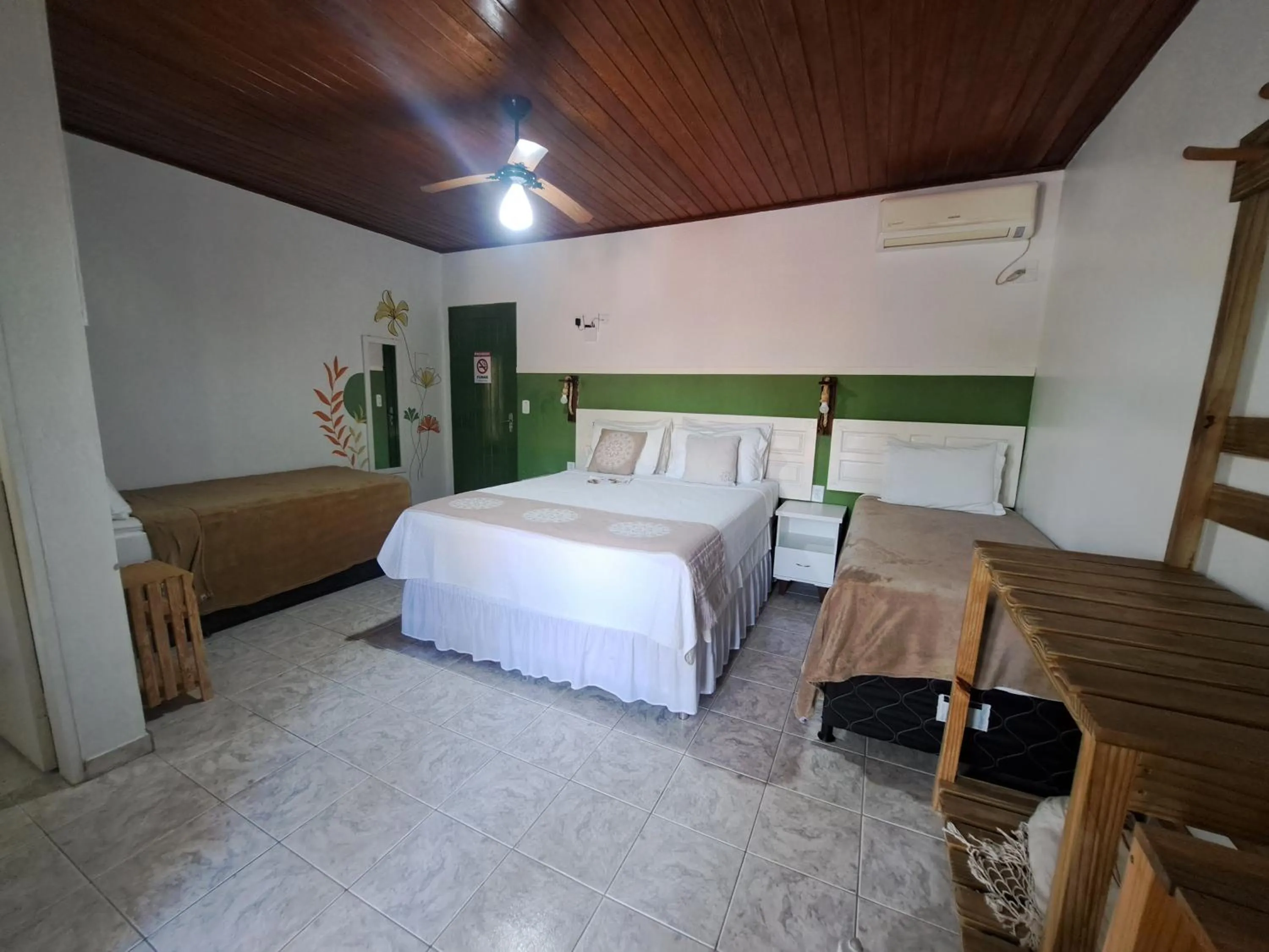 Photo of the whole room, Bed in Pousada Beach Bahia