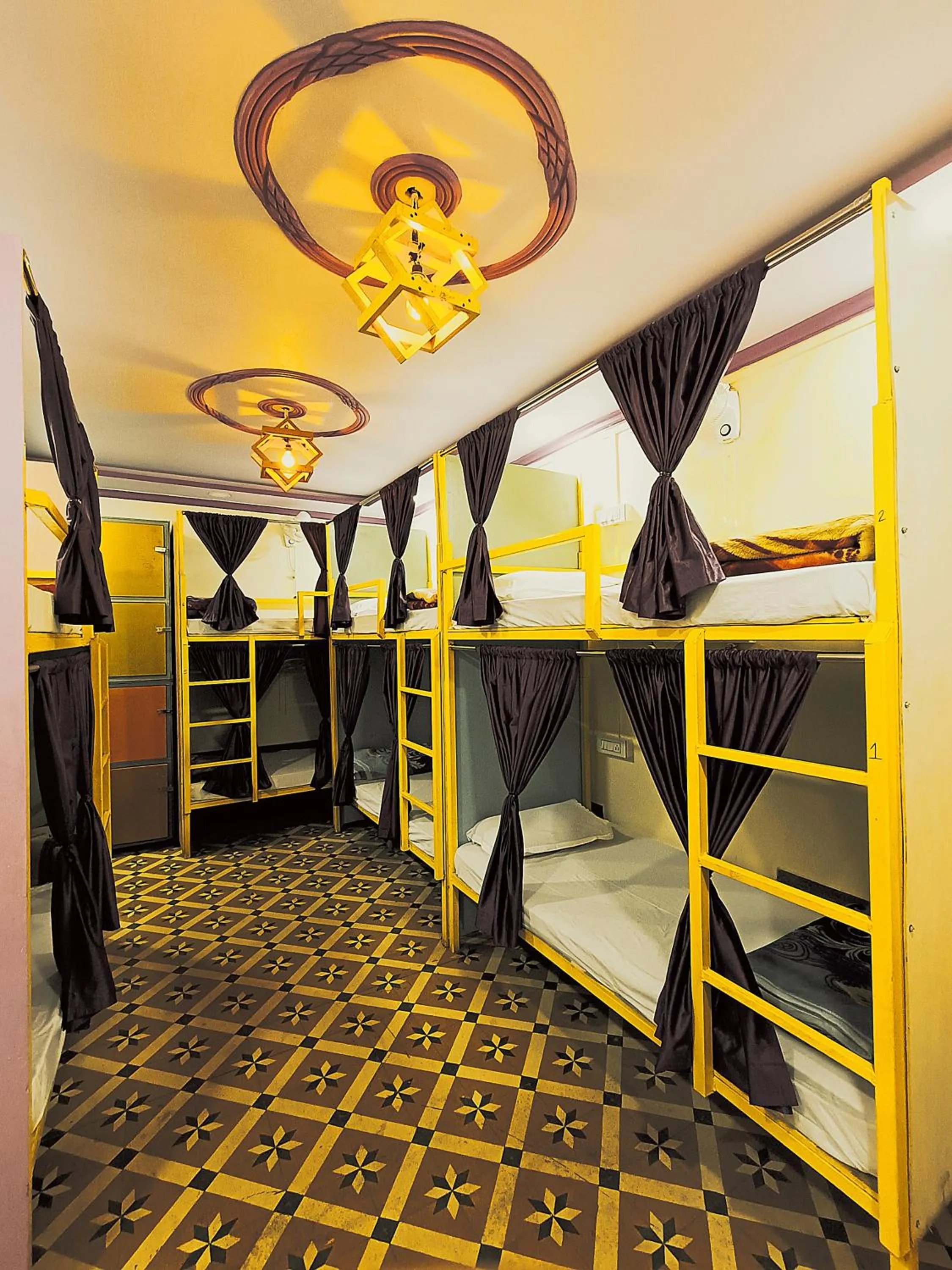 Bed in Gypsy Diaries Varanasi