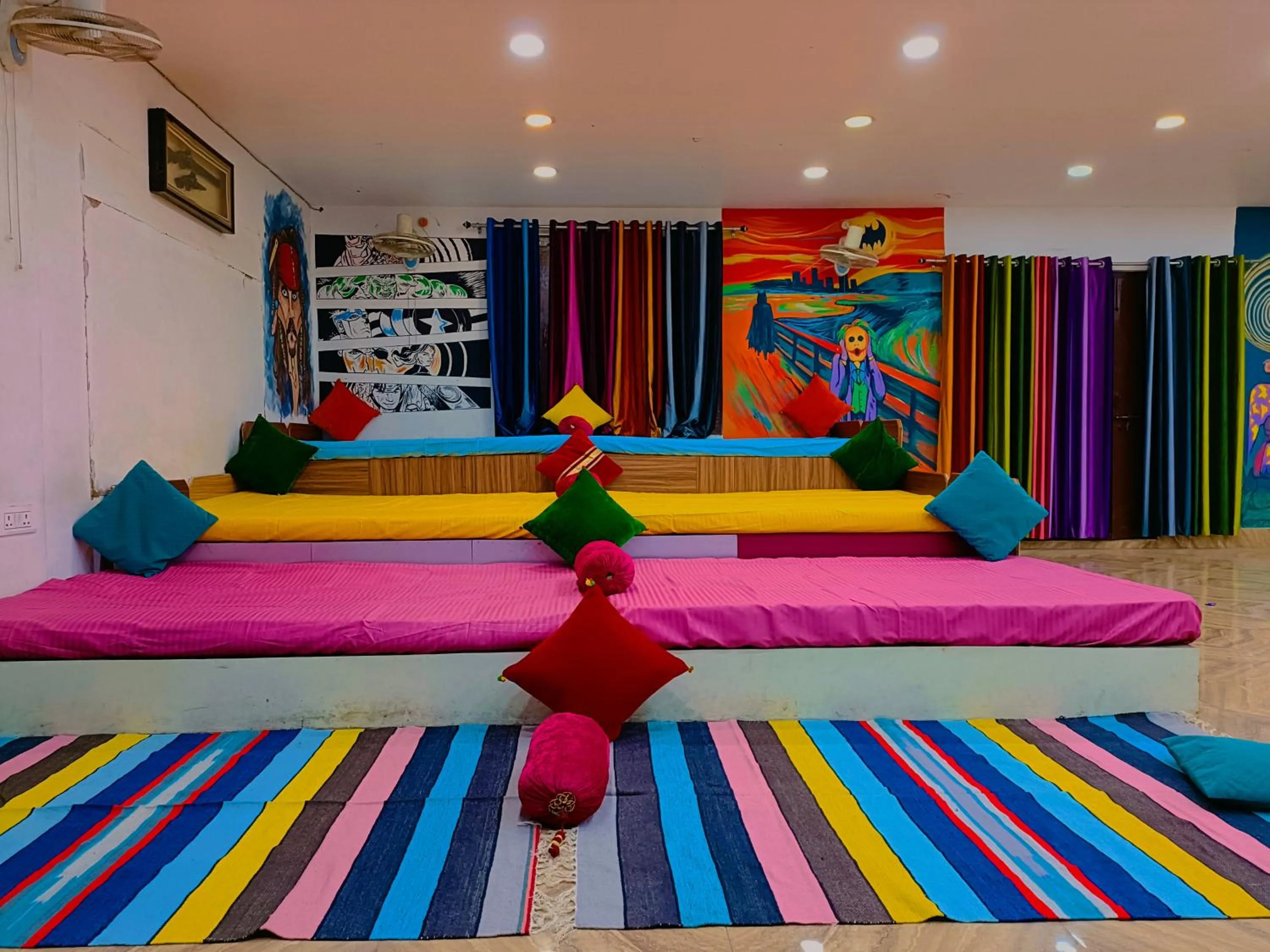 Bed in Gypsy Diaries Varanasi