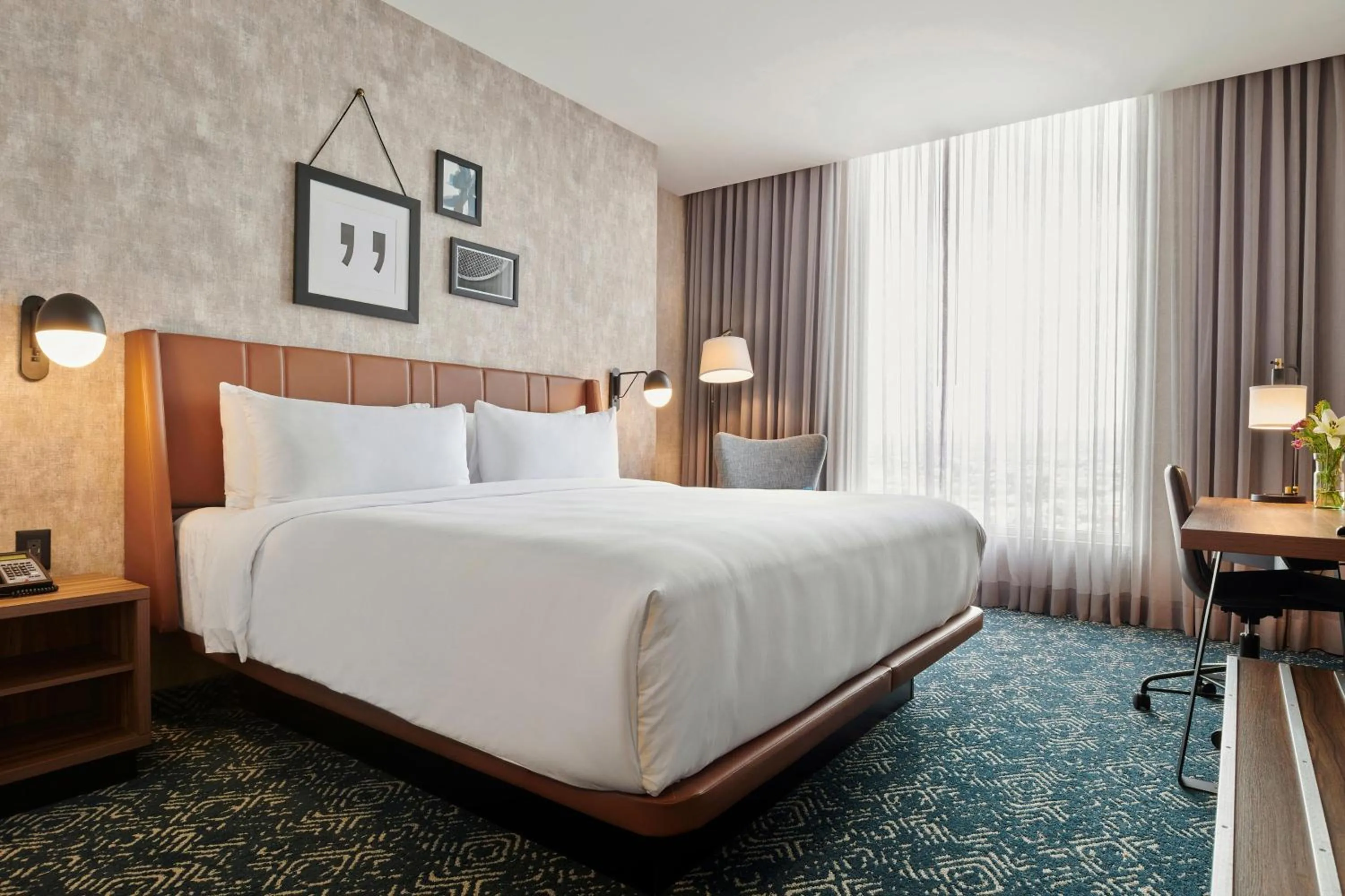 Photo of the whole room, Bed in Four Points by Sheraton Ciudad Juarez