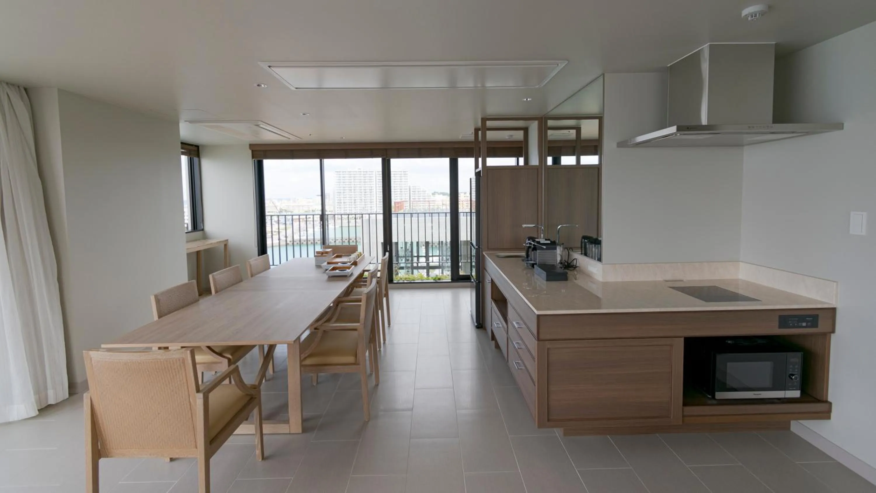 Kitchen or kitchenette in MB GALLERY CHATAN by THE TERRACE HOTELS