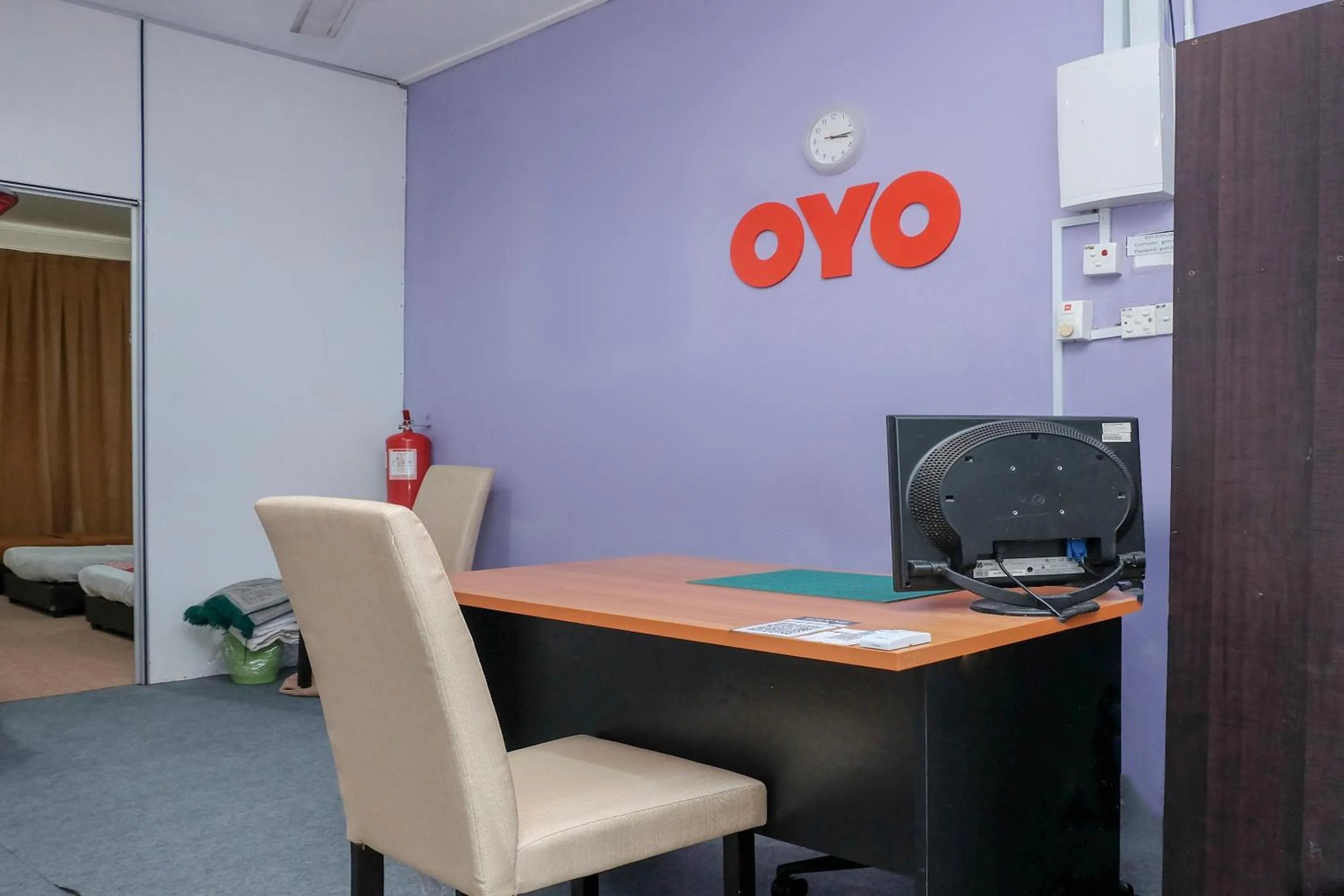 Lobby or reception in OYO 90180 Gemilang Hotel Kerteh