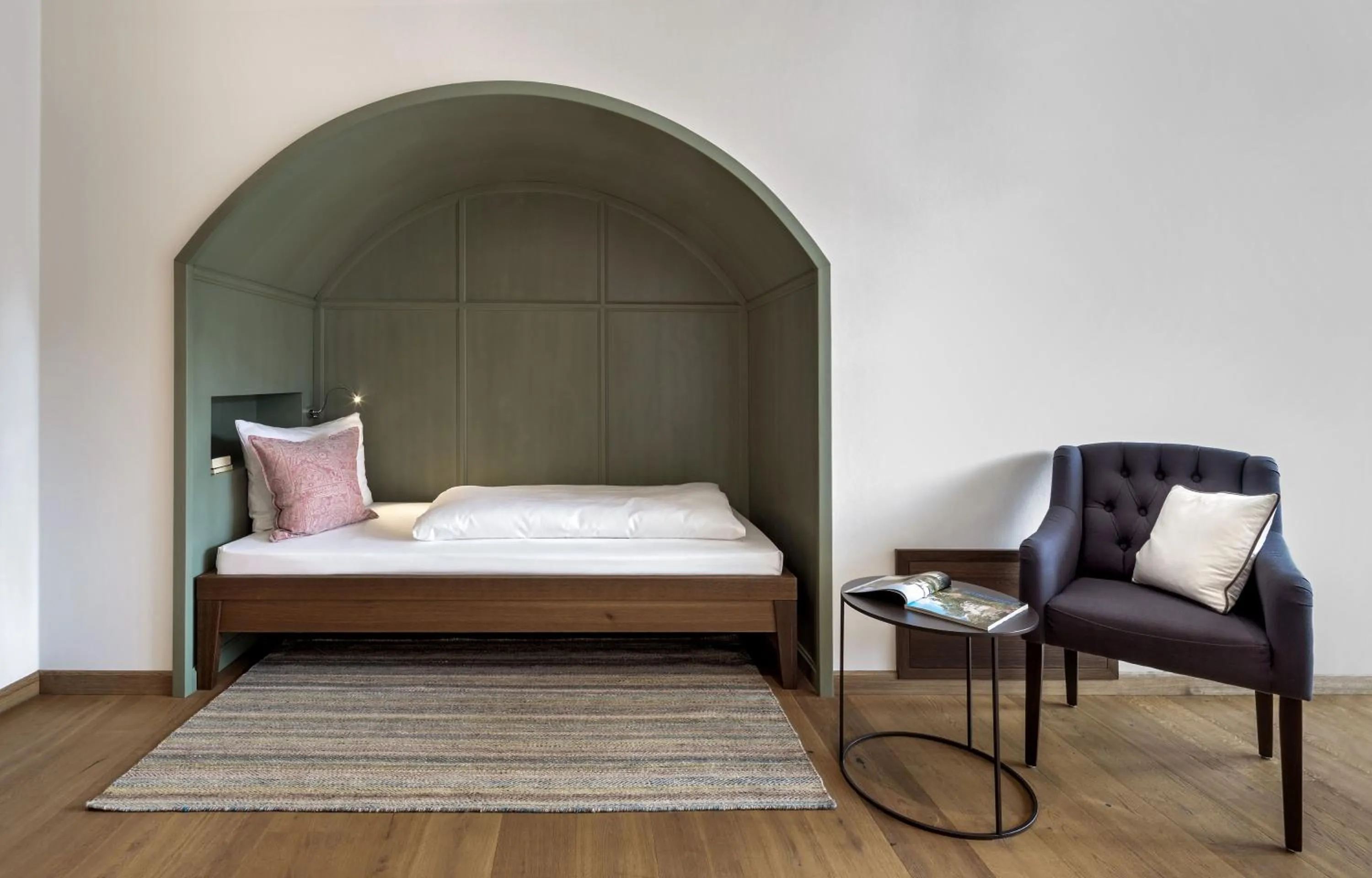 Bedroom, Bed in Gutshofhotel Winkler Bräu