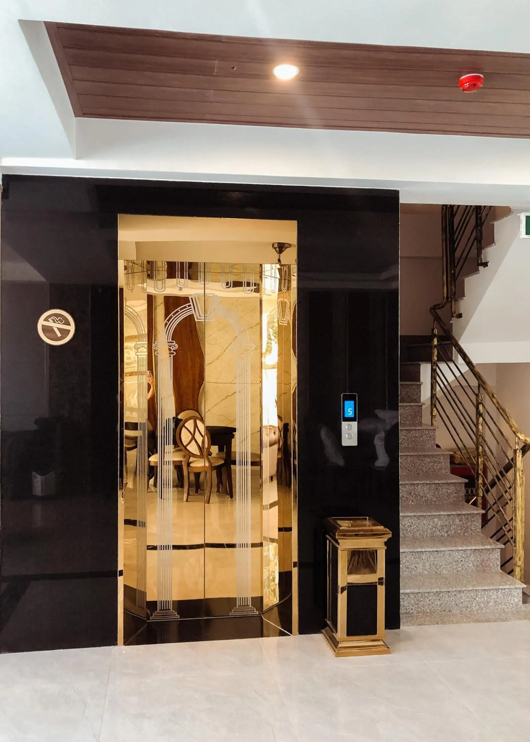 Property building in Swan Hotel