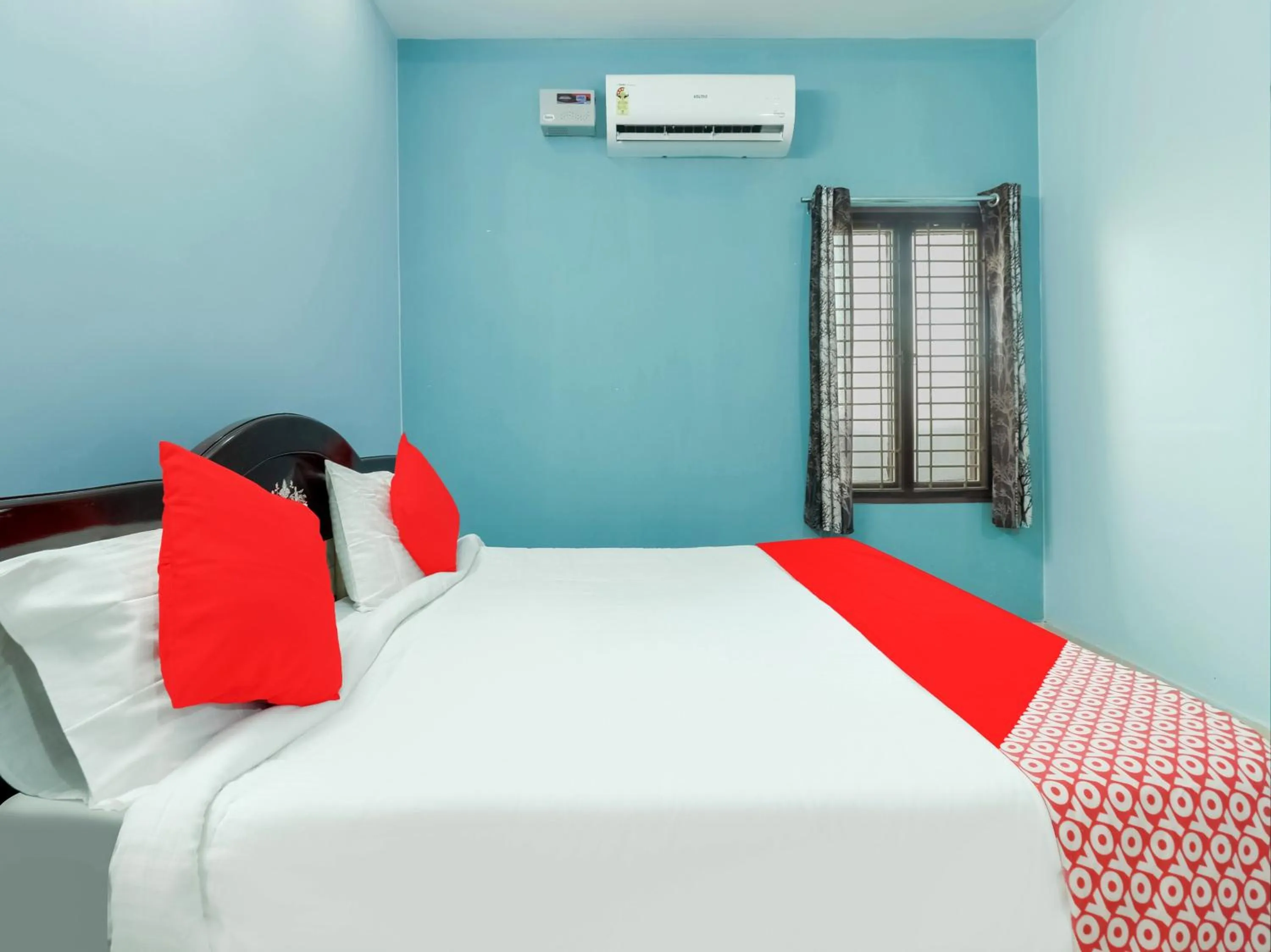 Bedroom, Bed in Hotel O Sea Coastal Inn