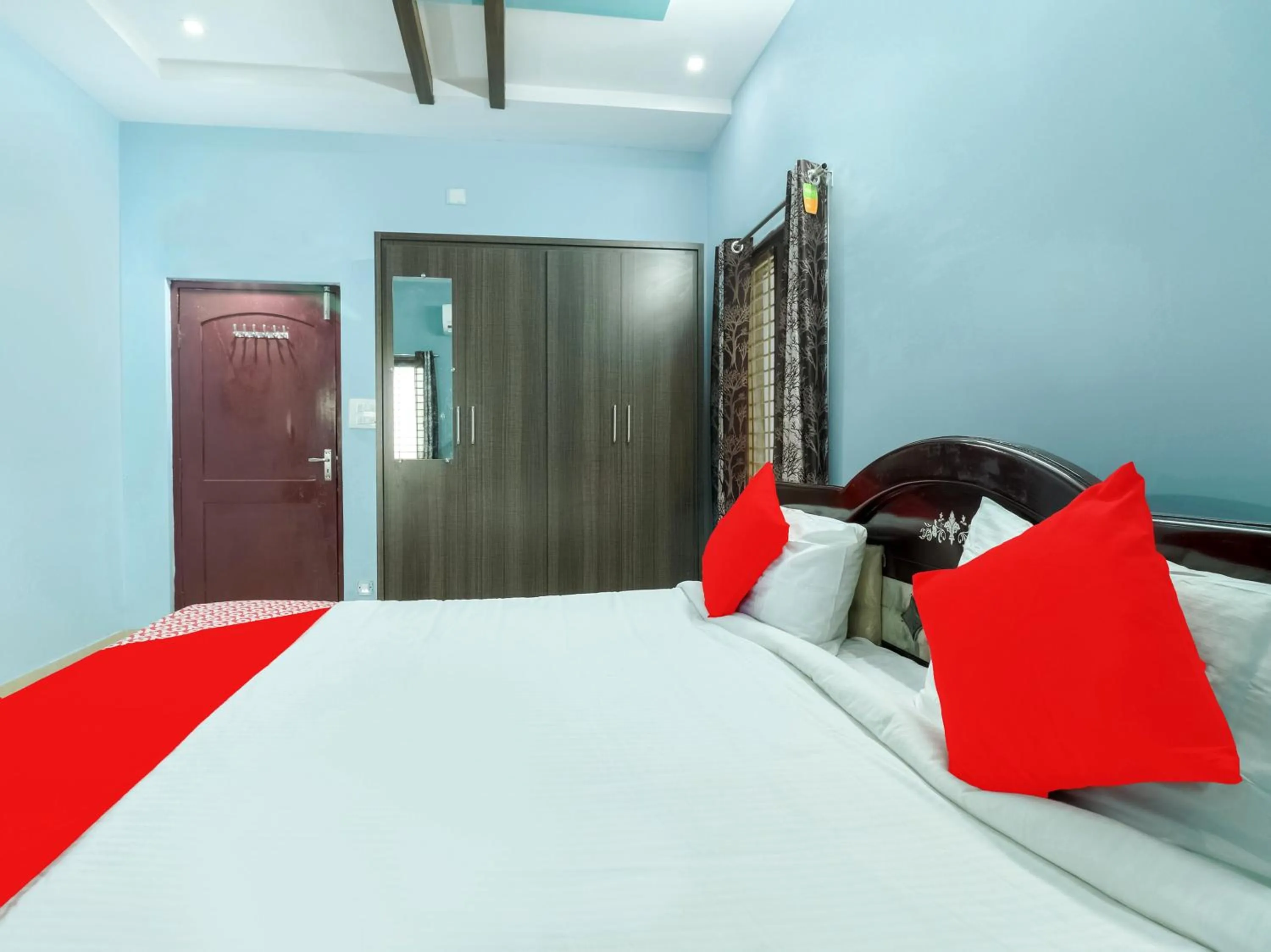 Bedroom, Bed in Hotel O Sea Coastal Inn