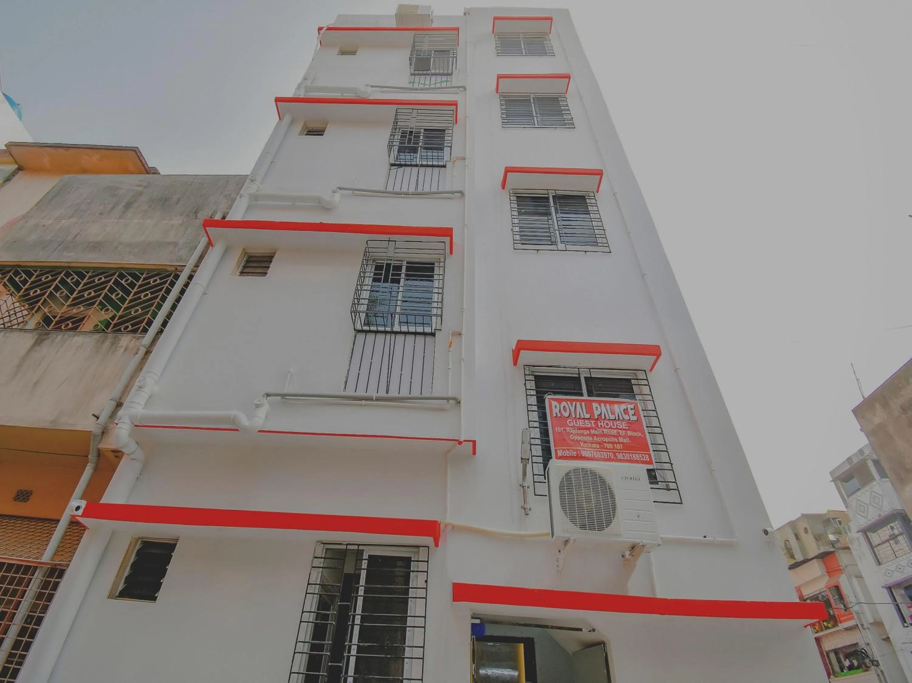 Facade/entrance in Super Hotel O Royal Palace